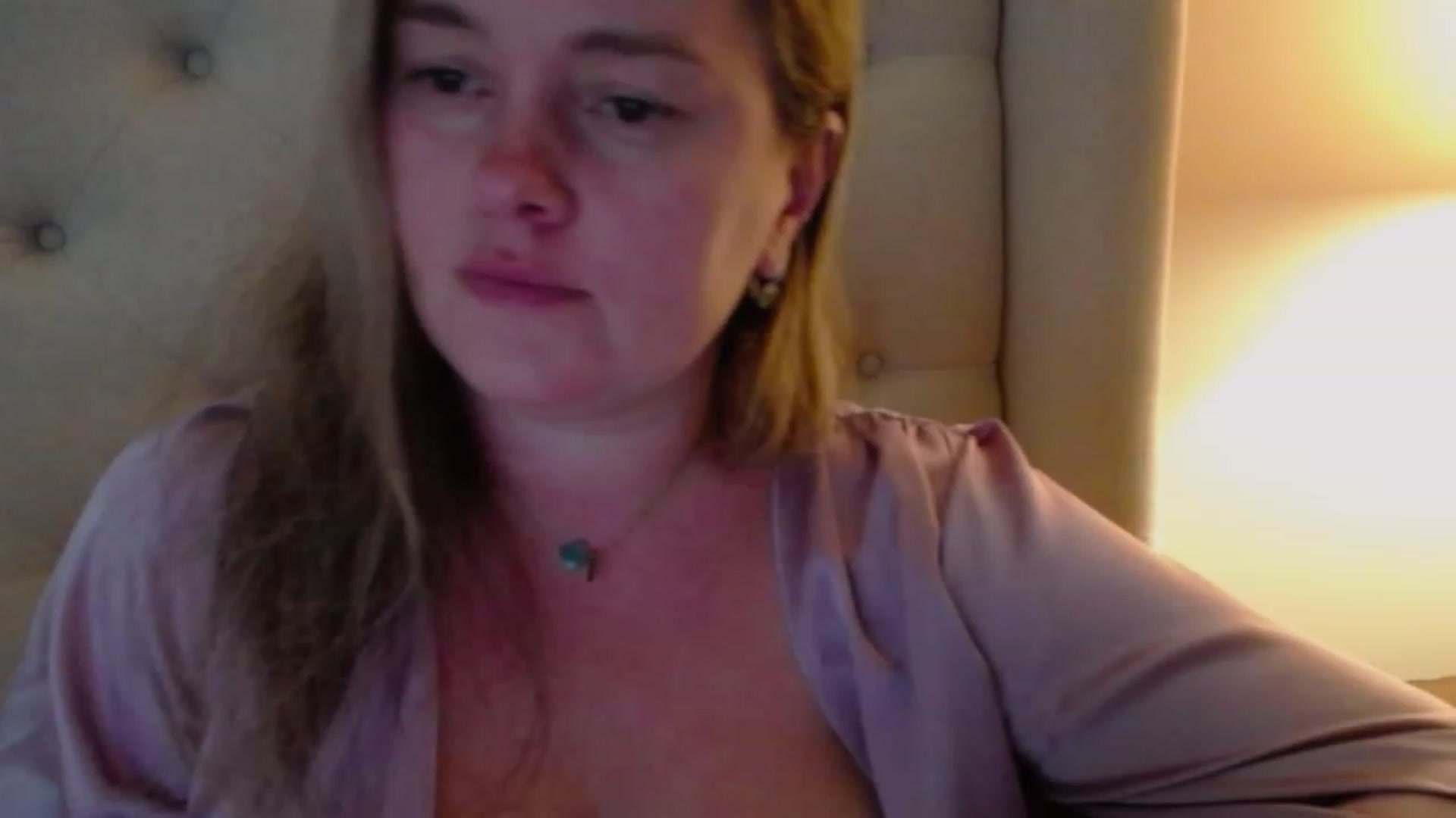 Gallery image thumbnail from J0llye's myfreecams stream on, 10/30/2023, 20:06 image 14 of 20