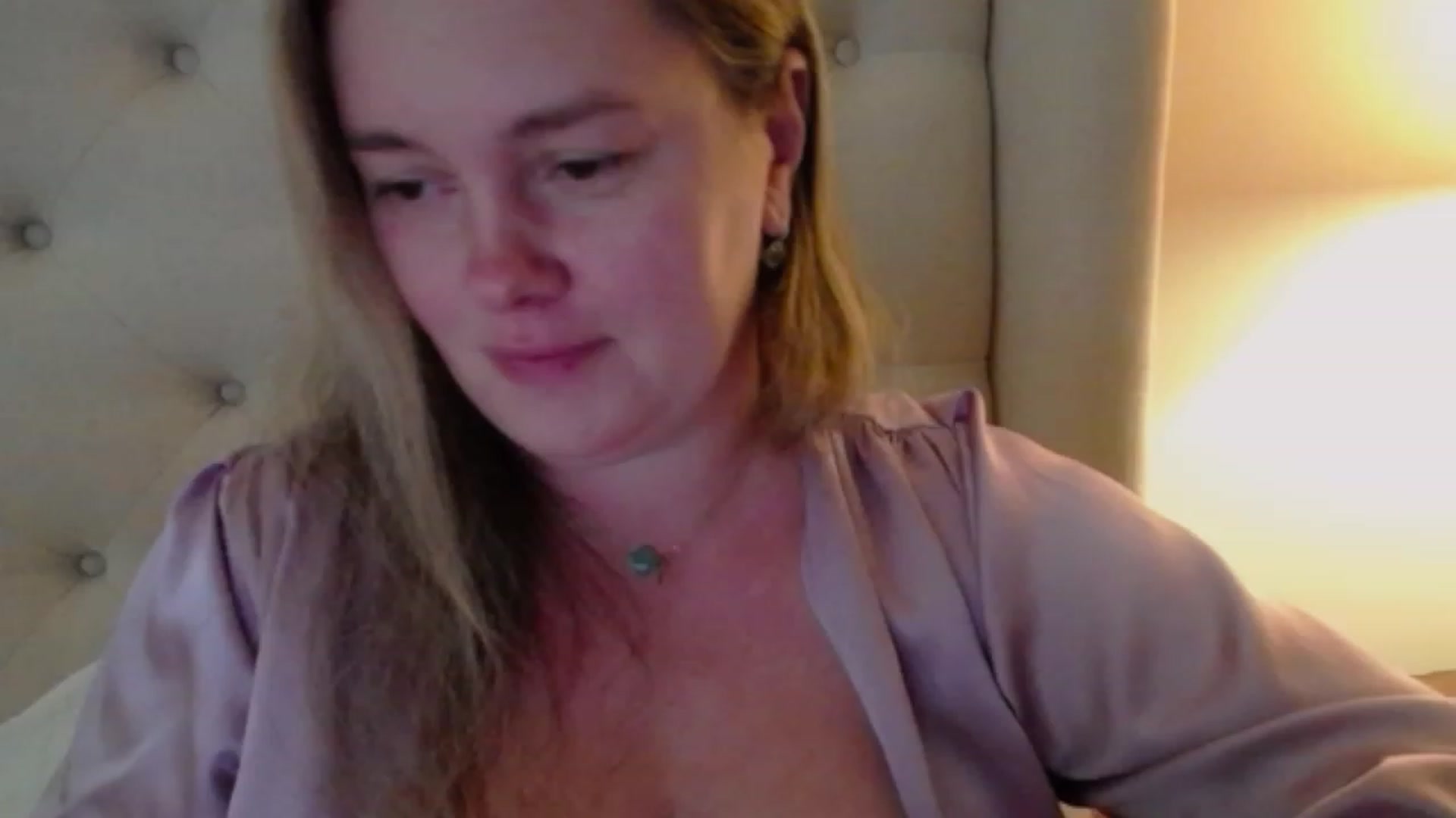 Gallery image thumbnail from J0llye's myfreecams stream on, 10/30/2023, 20:06 image 20 of 20