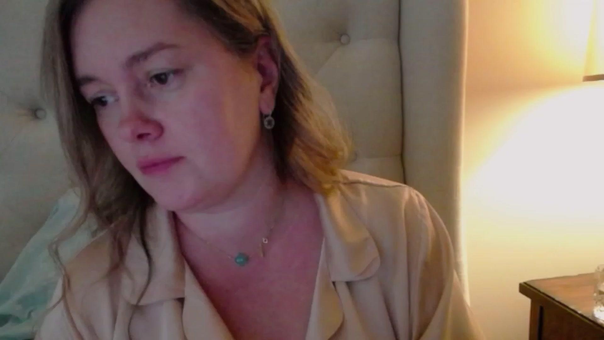 Gallery image thumbnail from J0llye's myfreecams stream on, 10/31/2023, 19:10 image 7 of 20