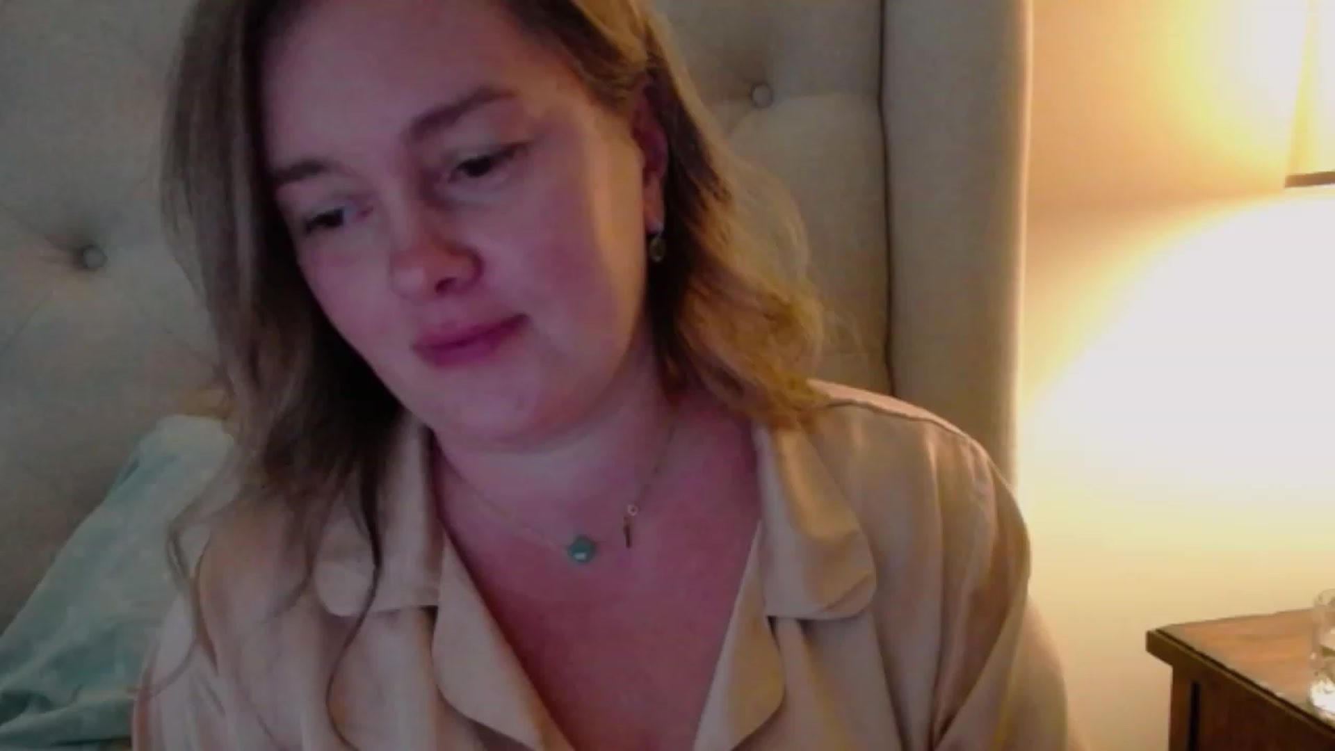 Gallery image thumbnail from J0llye's myfreecams stream on, 10/31/2023, 19:10 image 18 of 20