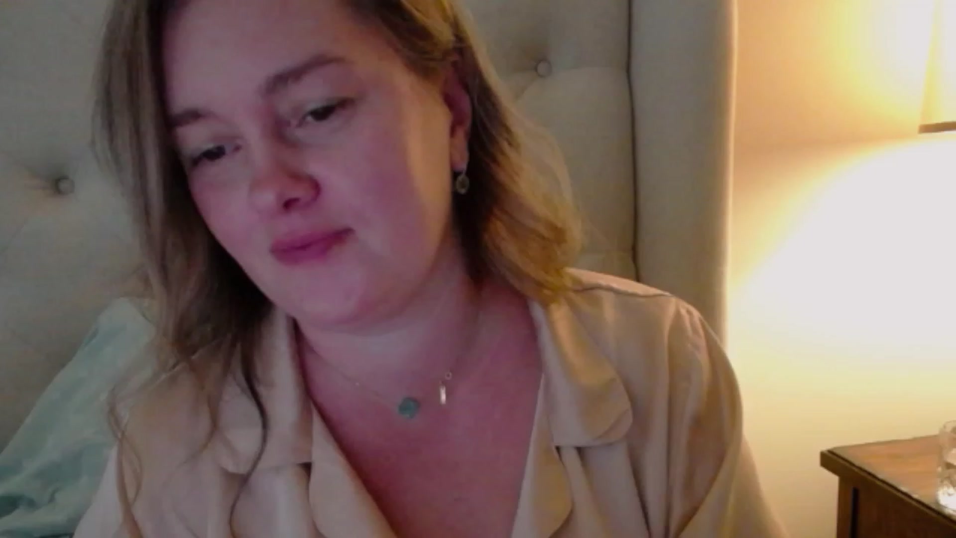 Gallery image thumbnail from J0llye's myfreecams stream on, 10/31/2023, 19:10 image 9 of 20