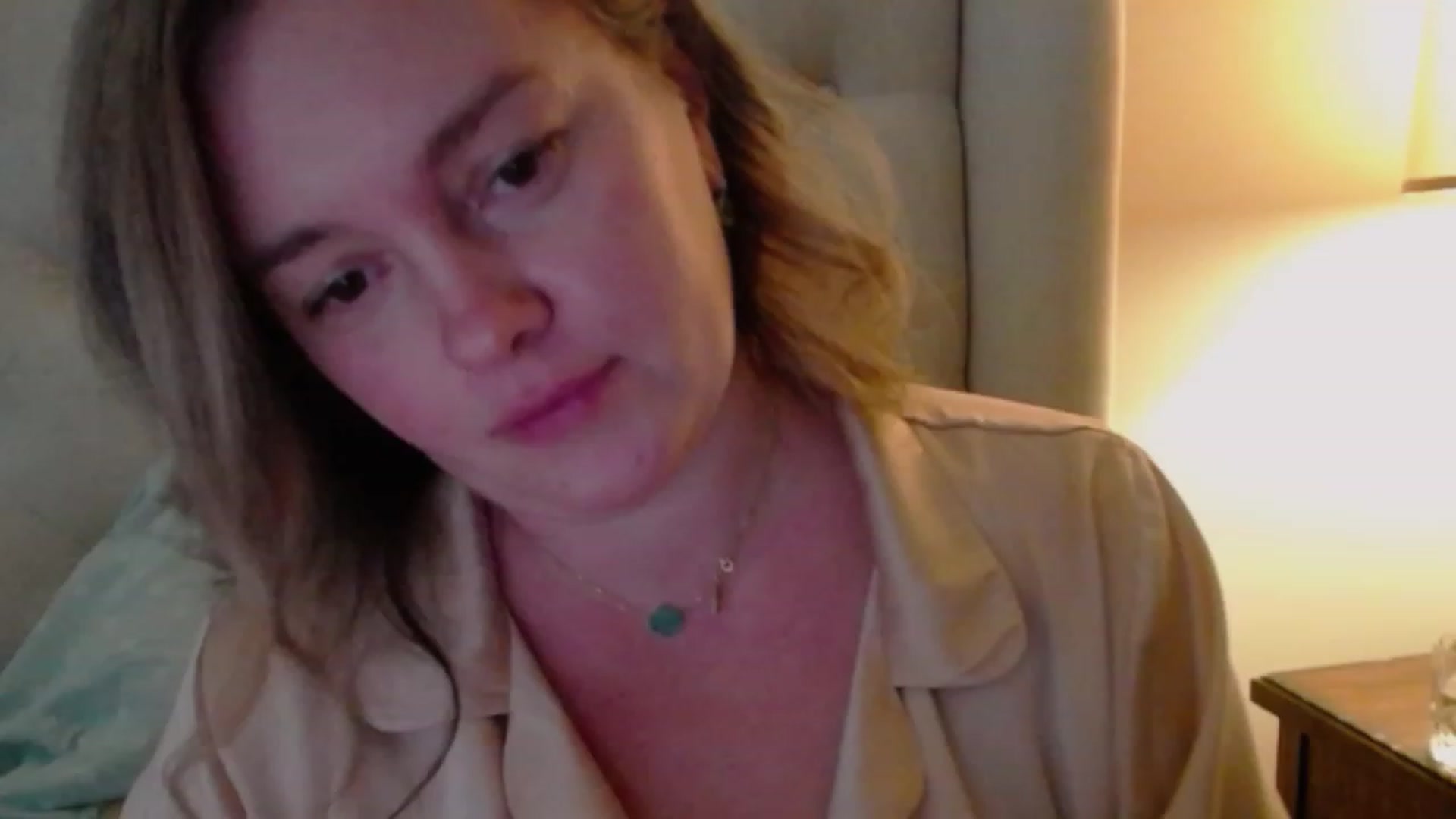 Gallery image thumbnail from J0llye's myfreecams stream on, 10/31/2023, 19:10 image 8 of 20