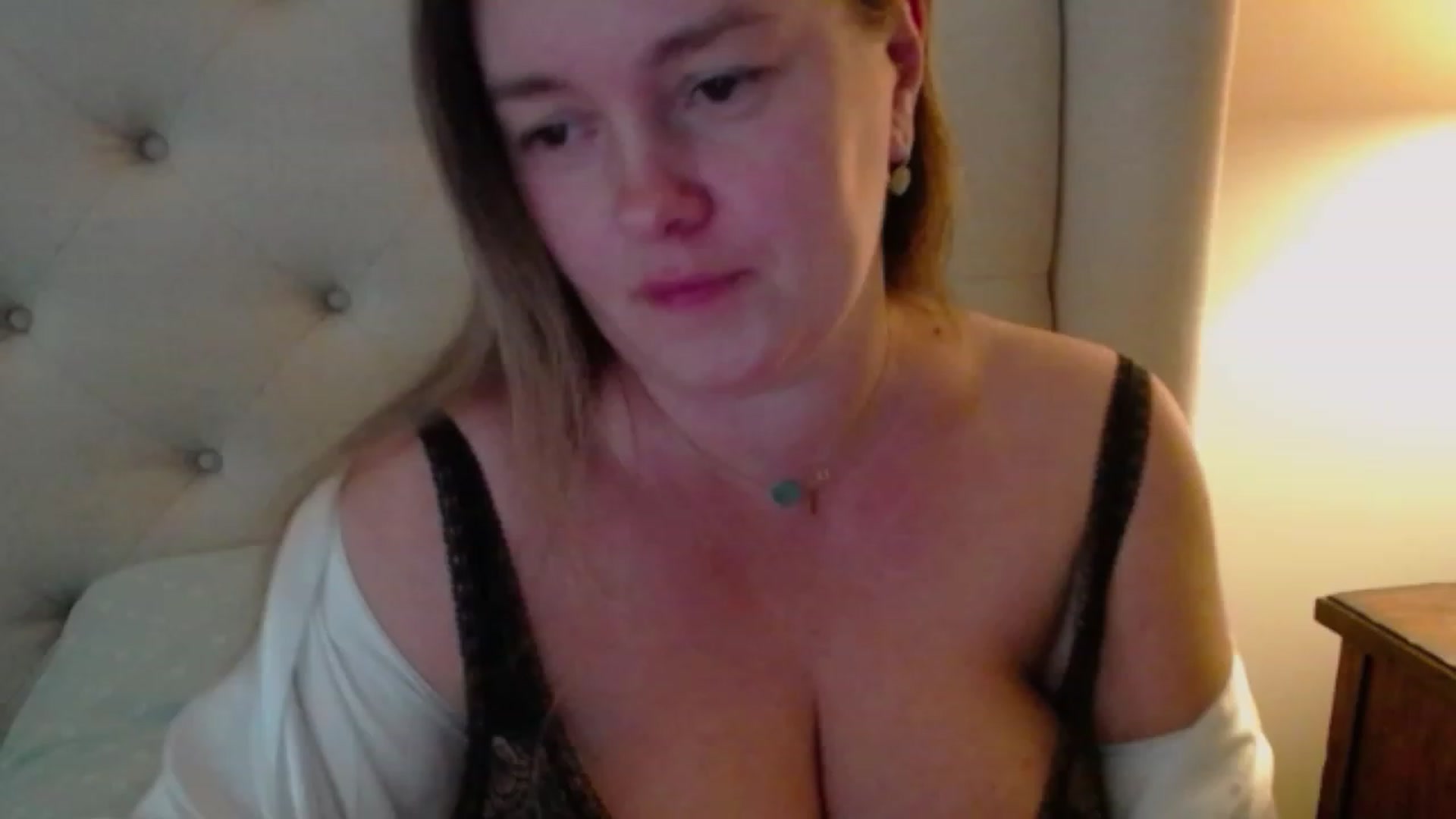 Gallery image thumbnail from J0llye's myfreecams stream on, 11/02/2023, 20:01 image 9 of 20