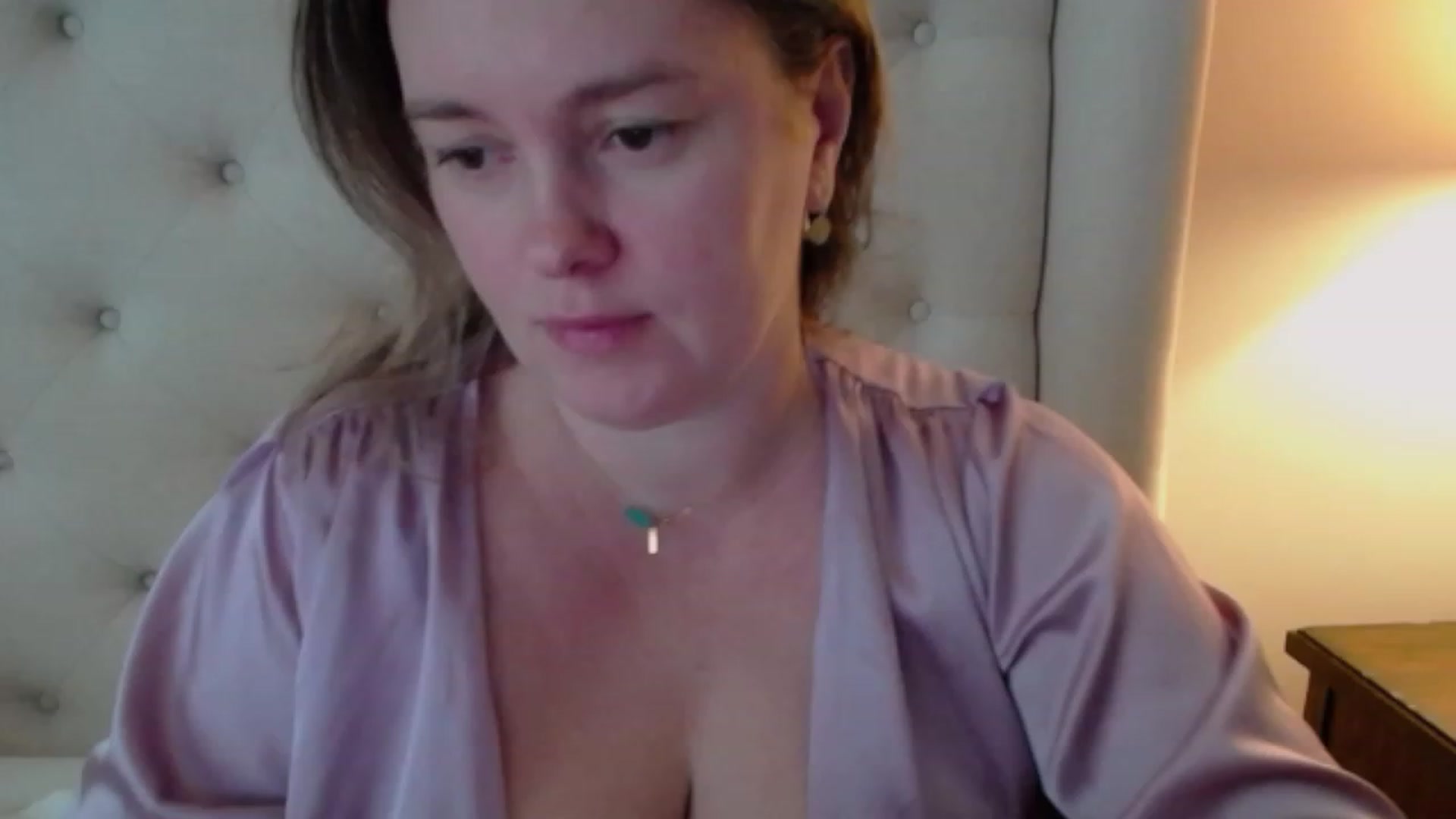 Gallery image thumbnail from J0llye's myfreecams stream on, 11/06/2023, 17:54 image 2 of 20