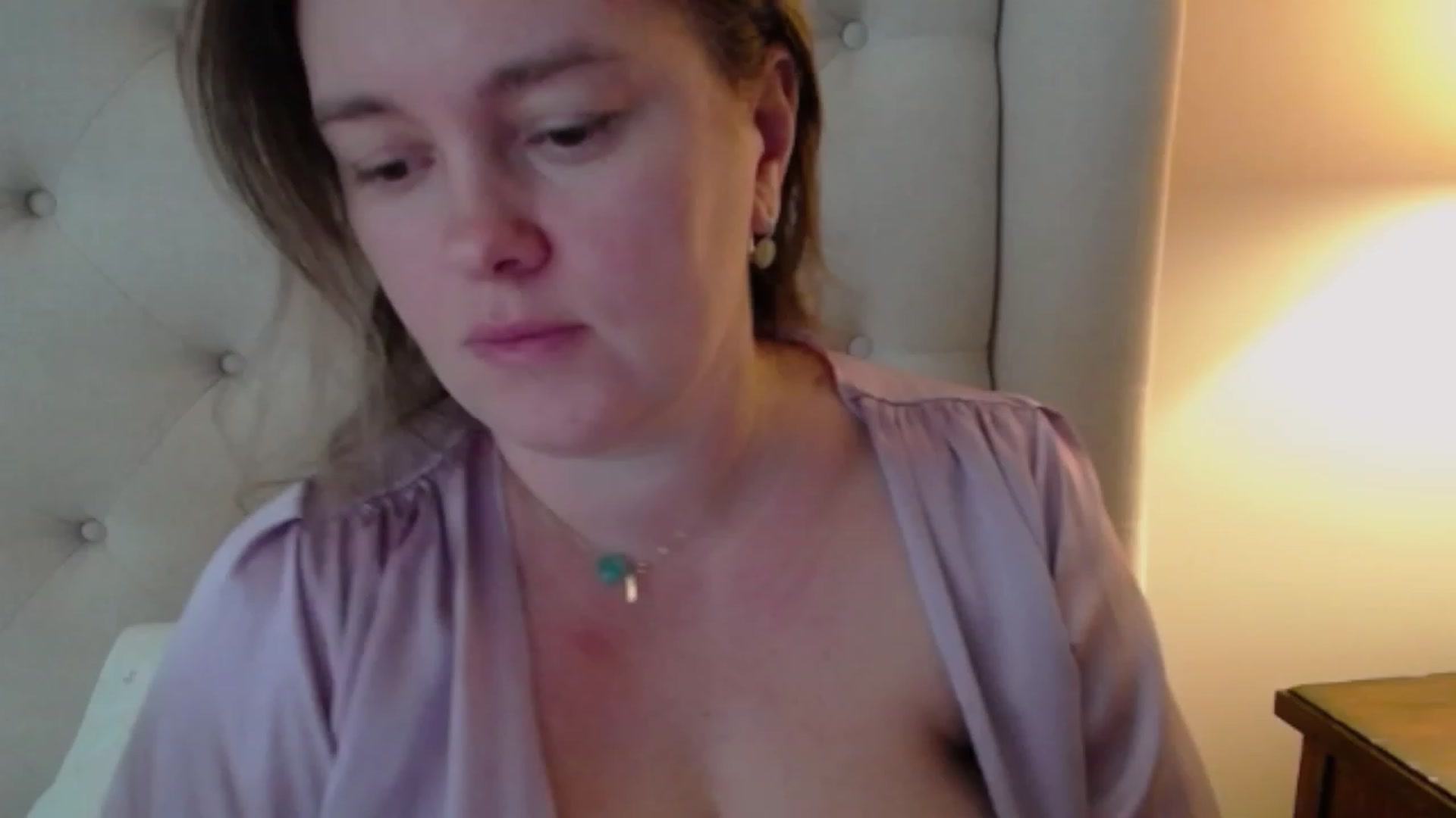 Gallery image thumbnail from J0llye's myfreecams stream on, 11/06/2023, 17:54 image 17 of 20