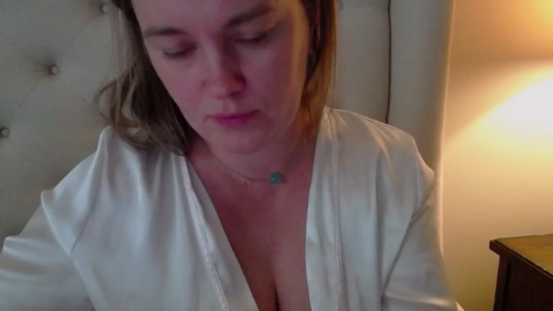 Gallery image thumbnail from J0llye's myfreecams stream on, 11/13/2023, 20:10 image 18 of 20