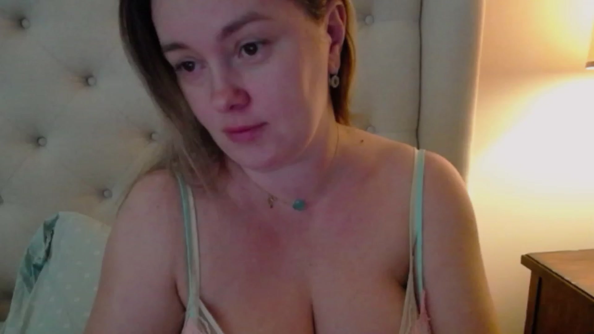 Gallery image thumbnail from J0llye's myfreecams stream on, 11/14/2023, 17:04 image 1 of 20