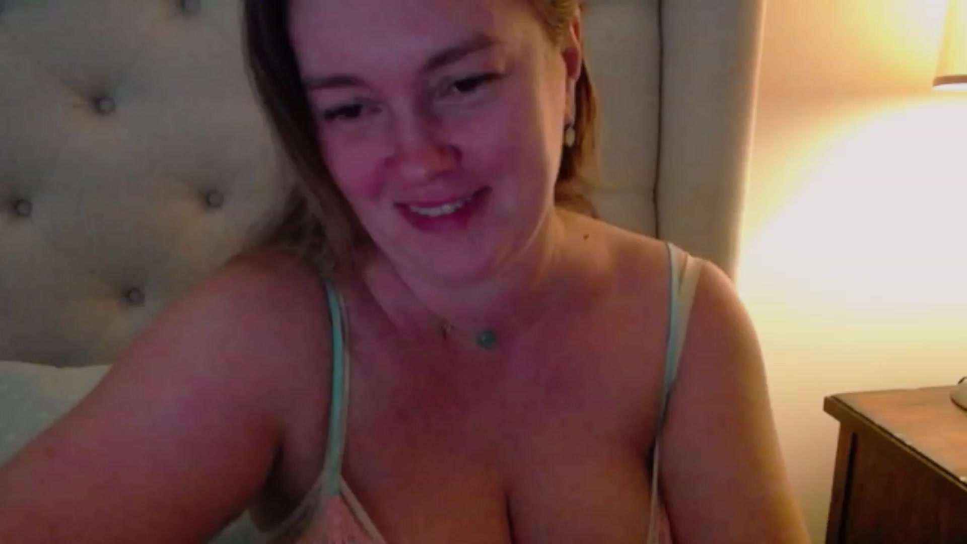 Gallery image thumbnail from J0llye's myfreecams stream on, 11/14/2023, 17:42 image 6 of 20