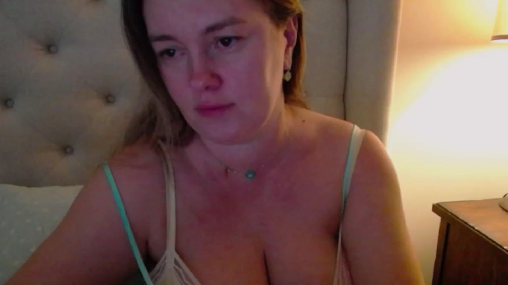 Gallery image thumbnail from J0llye's myfreecams stream on, 11/14/2023, 17:42 image 18 of 20