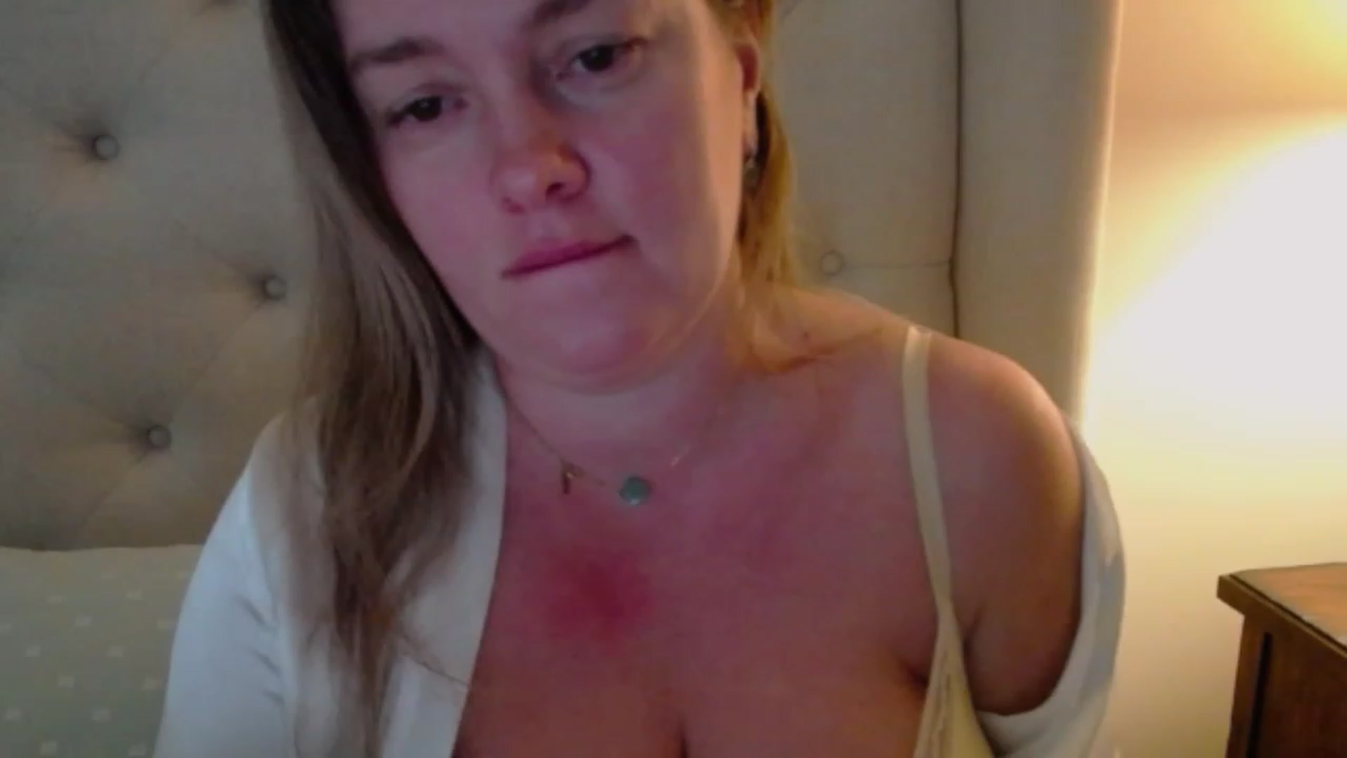 Gallery image thumbnail from J0llye's myfreecams stream on, 11/14/2023, 20:31 image 4 of 20