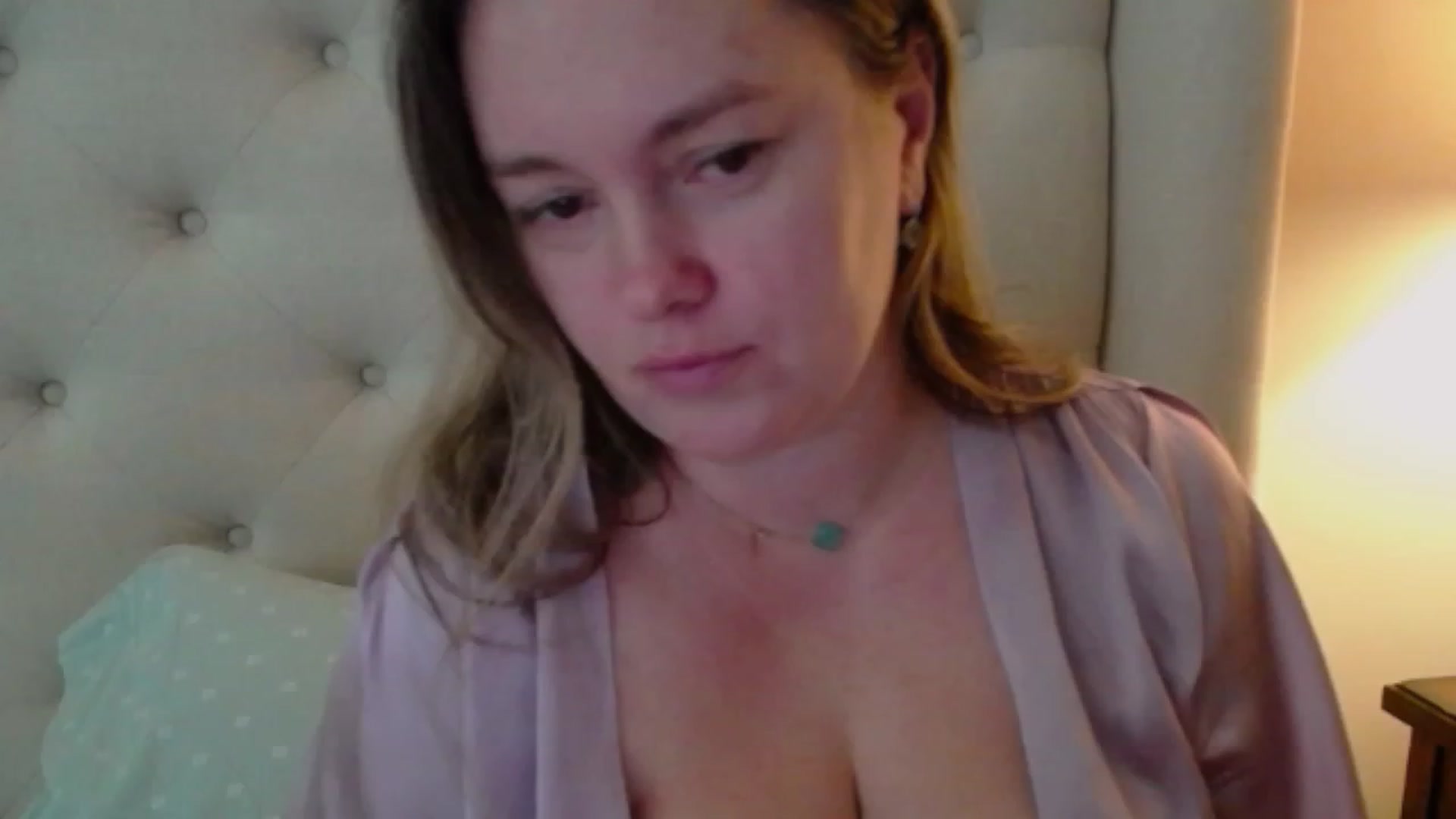 Gallery image thumbnail from J0llye's myfreecams stream on, 11/15/2023, 17:09 image 5 of 20