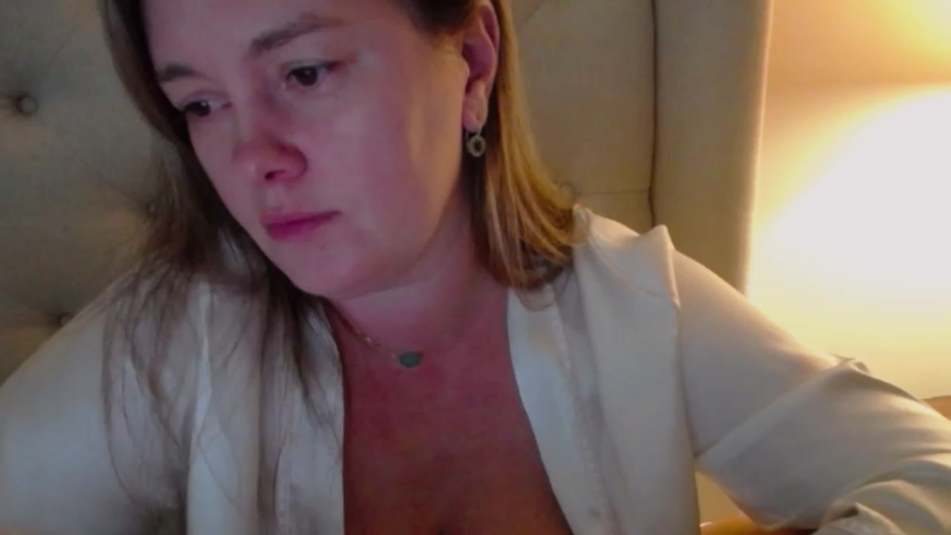 Gallery image thumbnail from J0llye's myfreecams stream on, 11/16/2023, 20:50 image 16 of 20