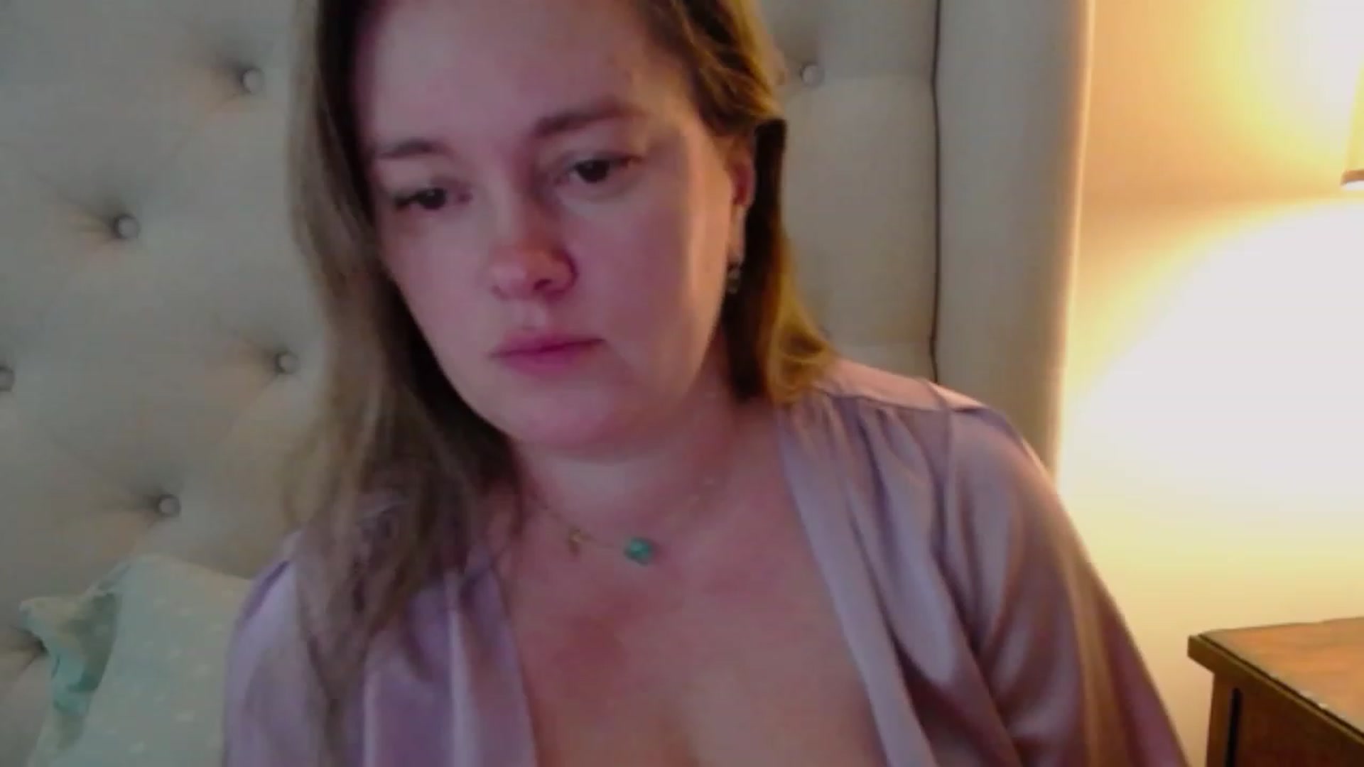 Gallery image thumbnail from J0llye's myfreecams stream on, 11/17/2023, 17:05 image 4 of 20