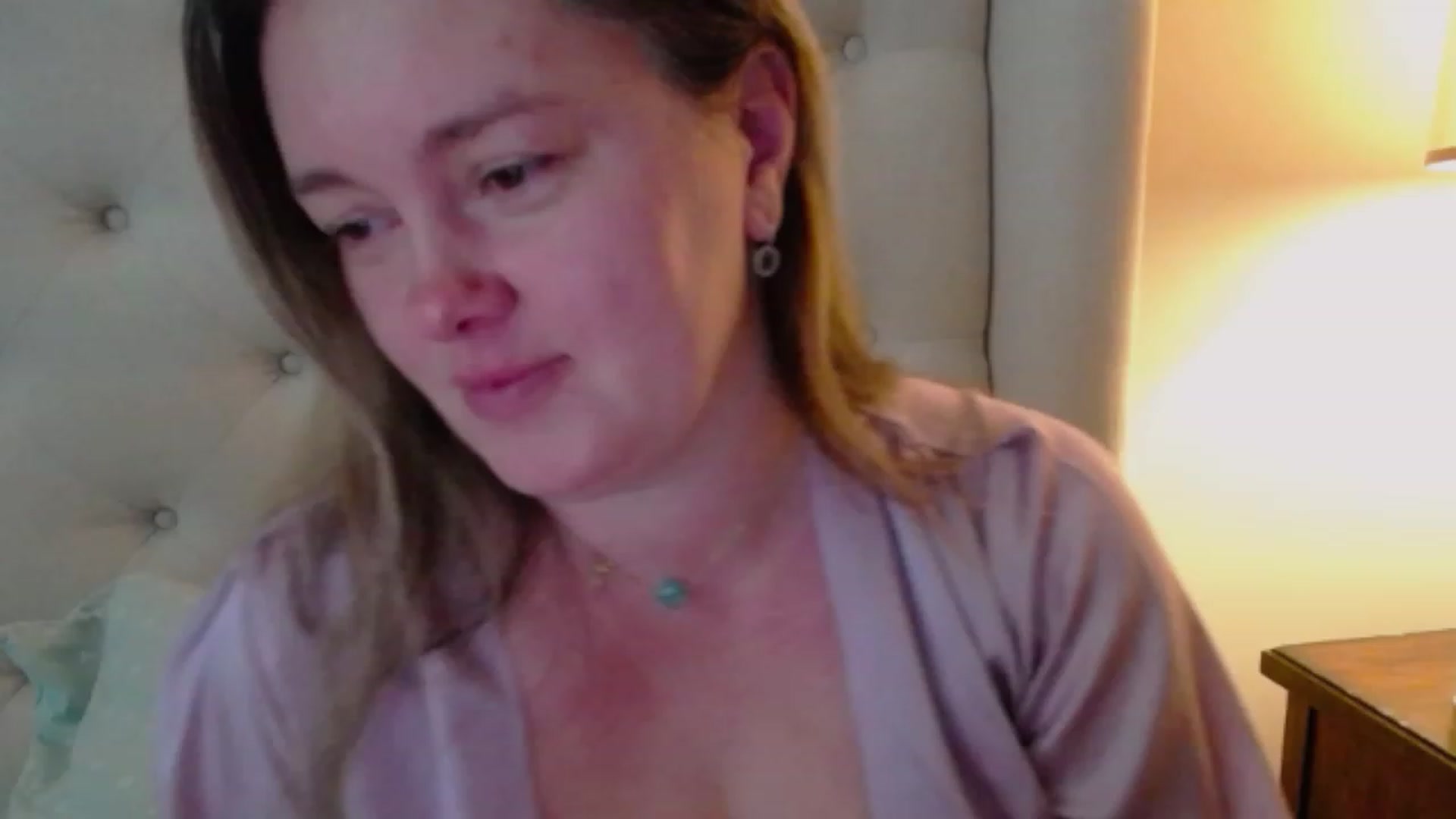 Gallery image thumbnail from J0llye's myfreecams stream on, 11/17/2023, 17:05 image 19 of 20