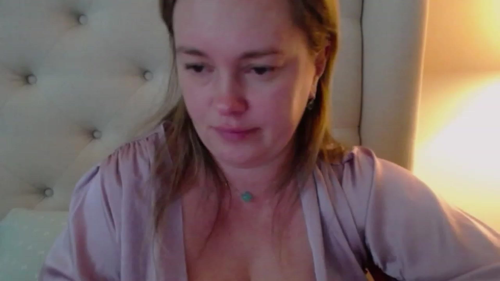 Gallery image thumbnail from J0llye's myfreecams stream on, 11/17/2023, 17:29 image 20 of 20