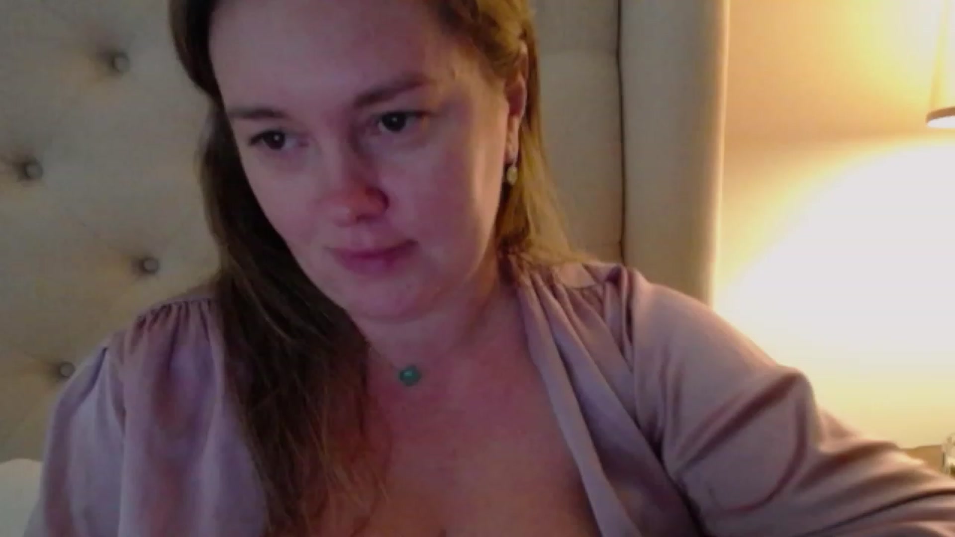 Gallery image thumbnail from J0llye's myfreecams stream on, 11/22/2023, 20:40 image 9 of 20
