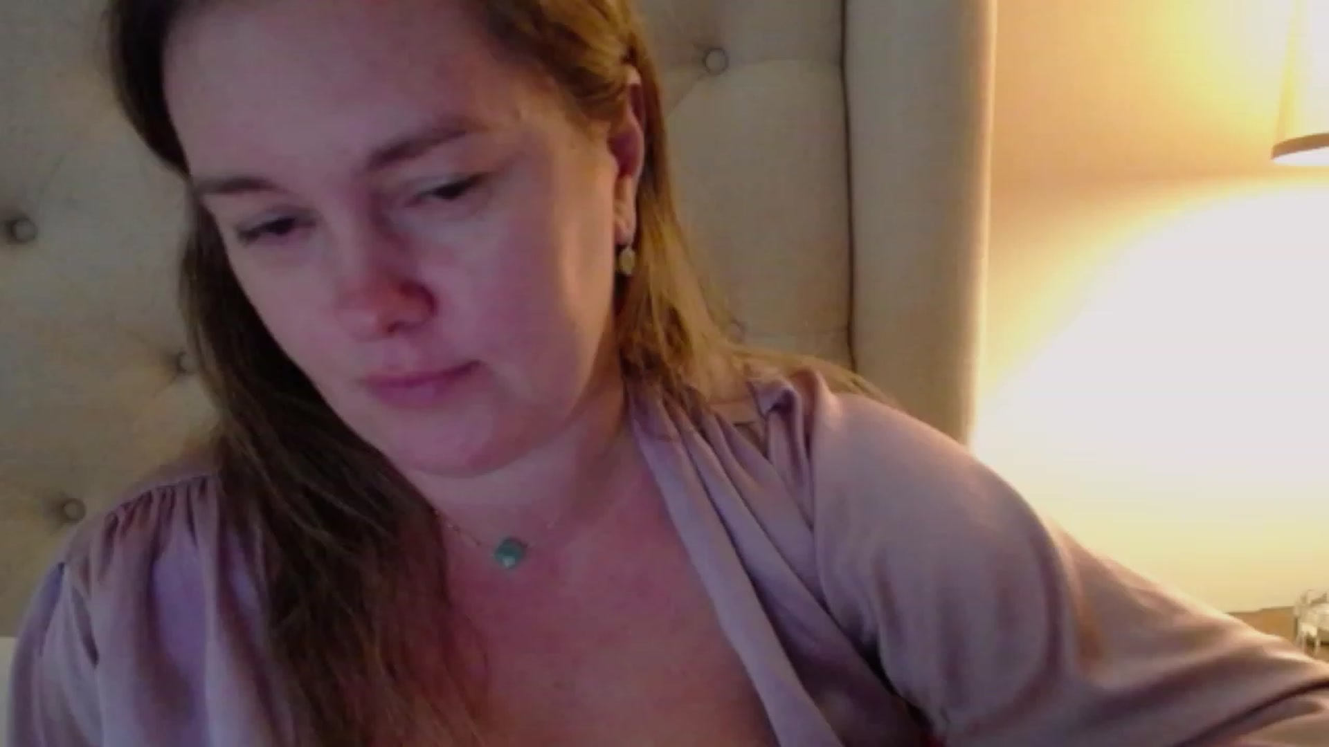 Gallery image thumbnail from J0llye's myfreecams stream on, 11/22/2023, 20:40 image 14 of 20