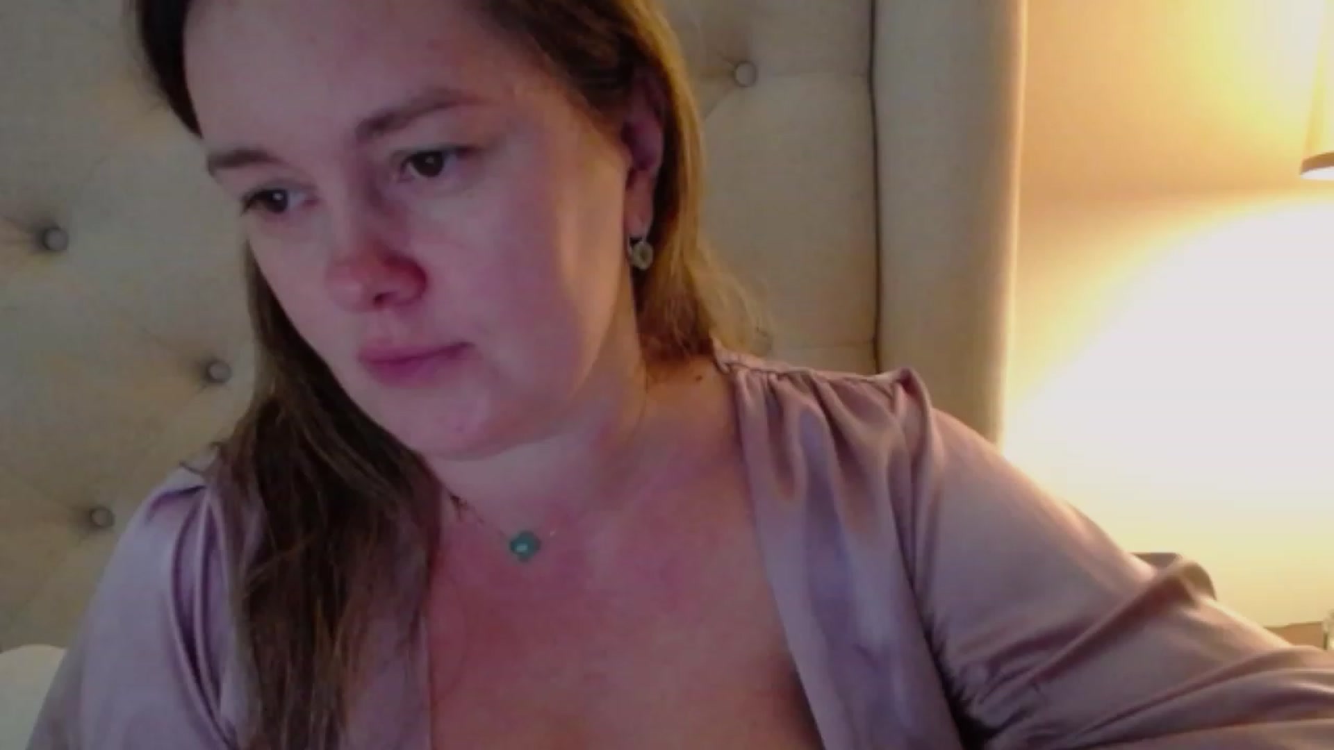 Gallery image thumbnail from J0llye's myfreecams stream on, 11/22/2023, 20:40 image 5 of 20