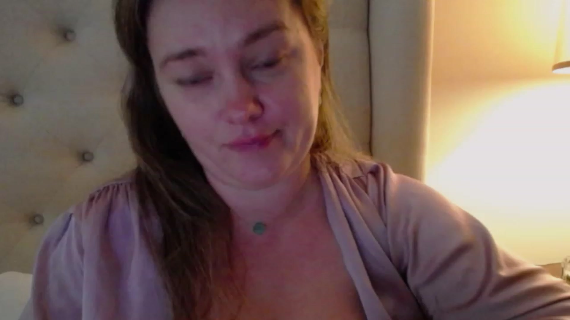 Gallery image thumbnail from J0llye's myfreecams stream on, 11/22/2023, 20:40 image 10 of 20