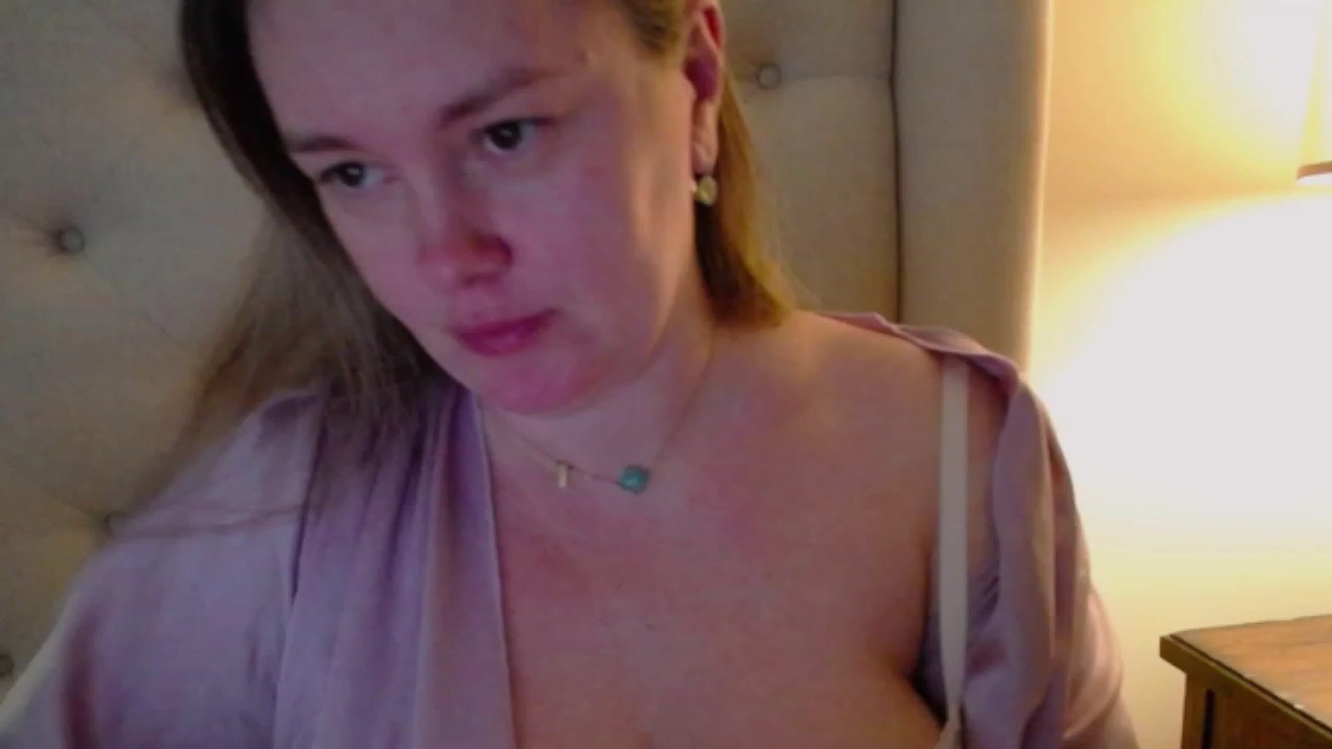 Gallery image thumbnail from J0llye's myfreecams stream on, 11/25/2023, 21:03 image 5 of 20