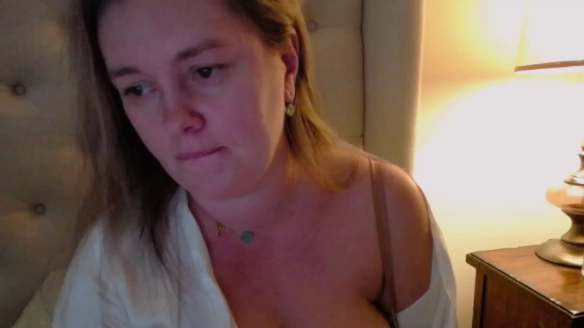 Gallery image thumbnail from J0llye's myfreecams stream on, 11/30/2023, 20:27 image 3 of 20