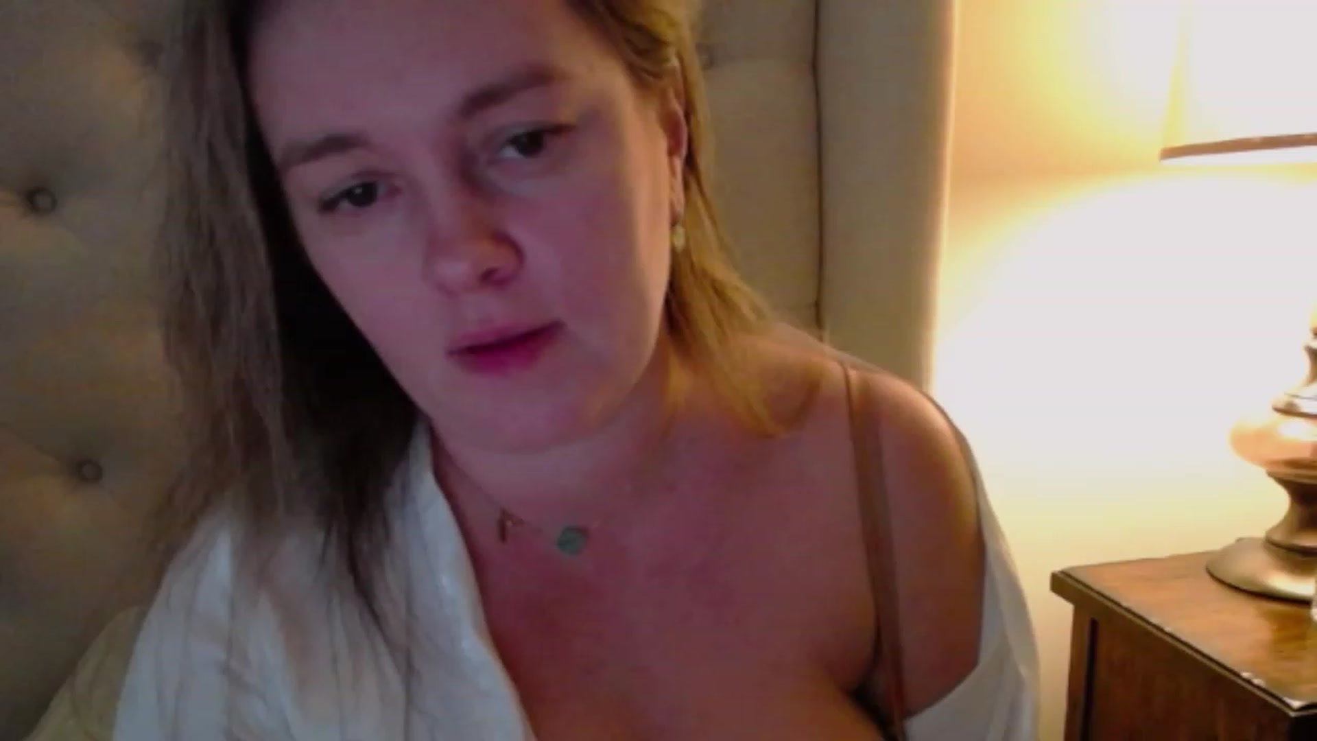 Gallery image thumbnail from J0llye's myfreecams stream on, 11/30/2023, 20:27 image 2 of 20