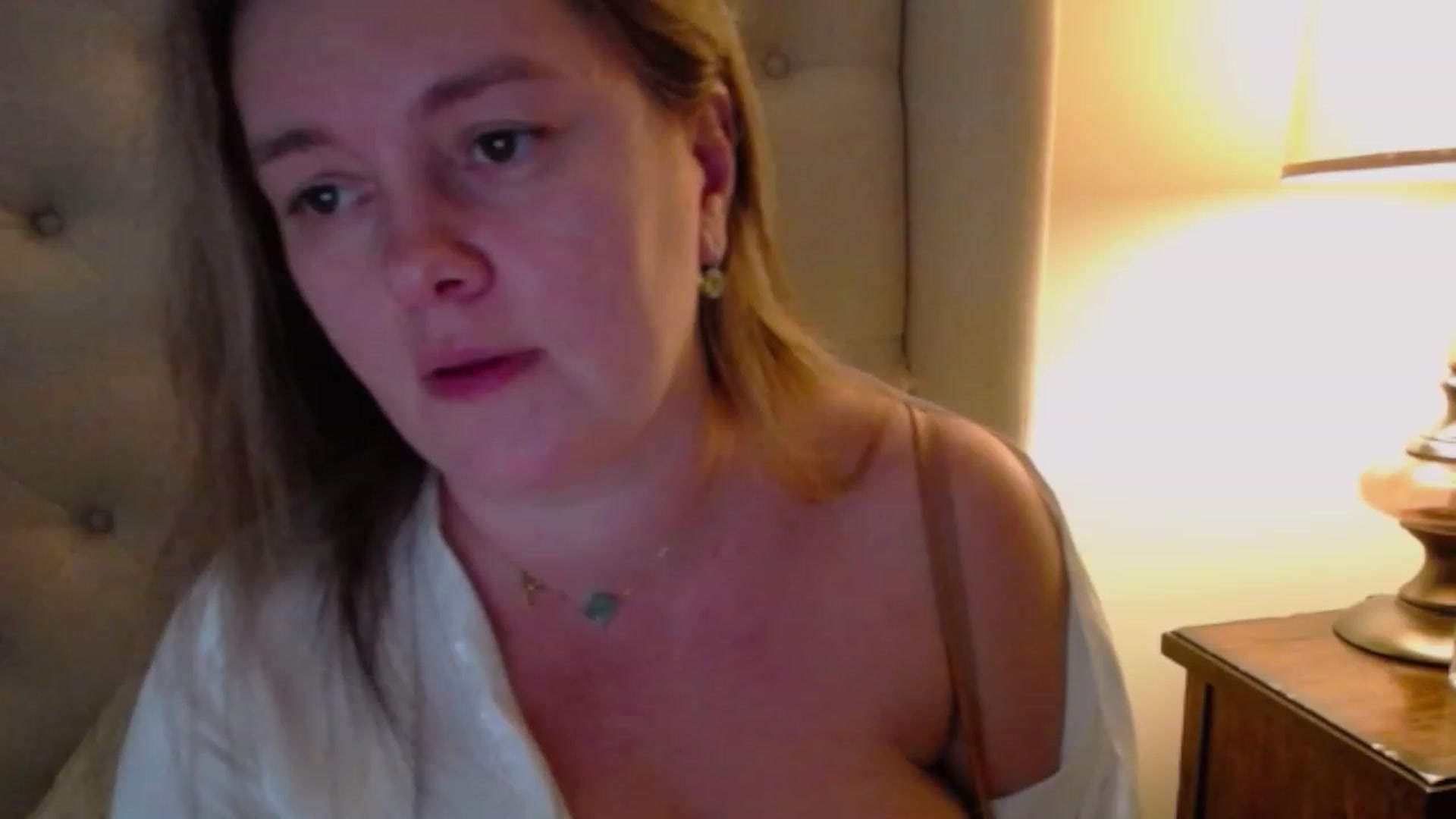 Gallery image thumbnail from J0llye's myfreecams stream on, 11/30/2023, 20:27 image 7 of 20