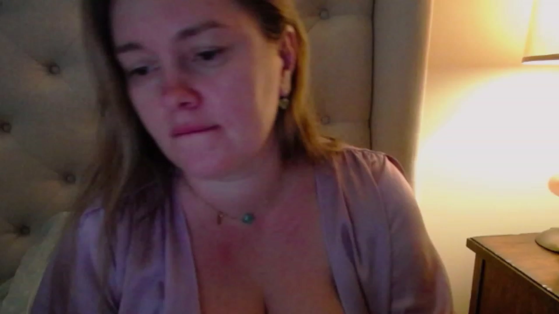 Gallery image thumbnail from J0llye's myfreecams stream on, 12/01/2023, 19:44 image 20 of 20