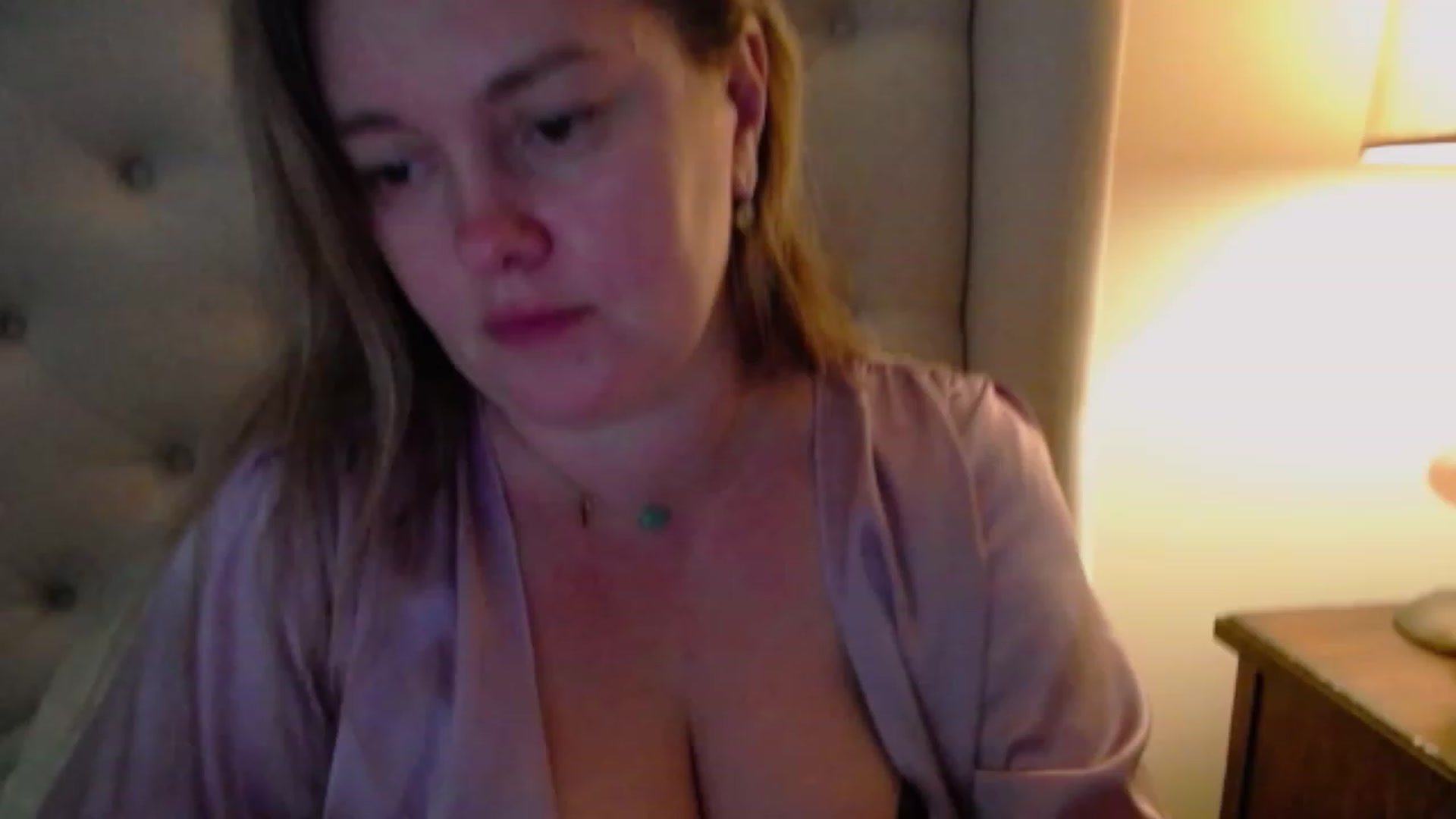 Gallery image thumbnail from J0llye's myfreecams stream on, 12/01/2023, 19:44 image 18 of 20