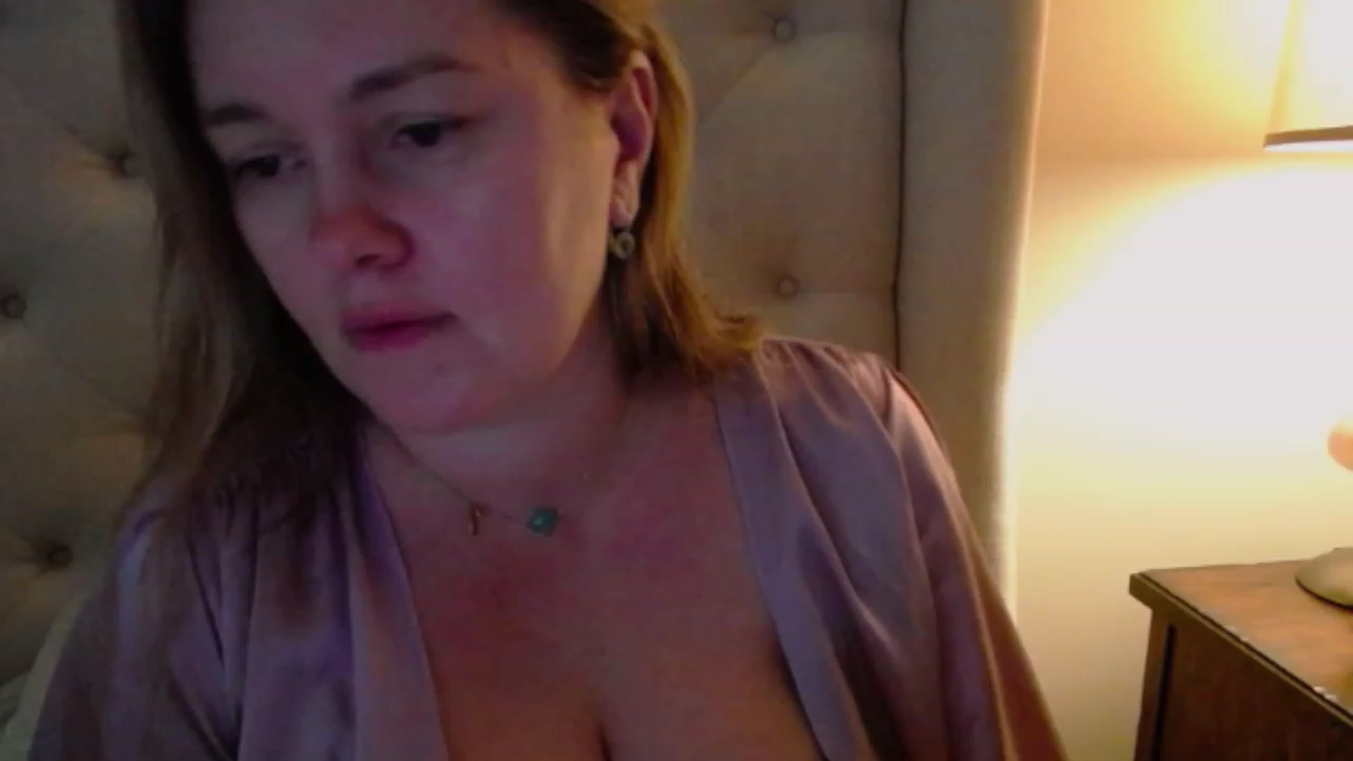 Gallery image thumbnail from J0llye's myfreecams stream on, 12/01/2023, 19:44 image 19 of 20