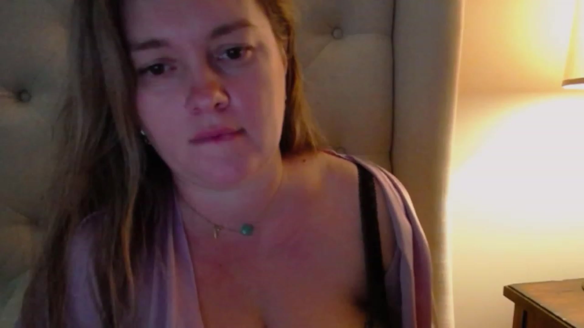 Gallery image thumbnail from J0llye's myfreecams stream on, 12/01/2023, 20:01 image 1 of 20