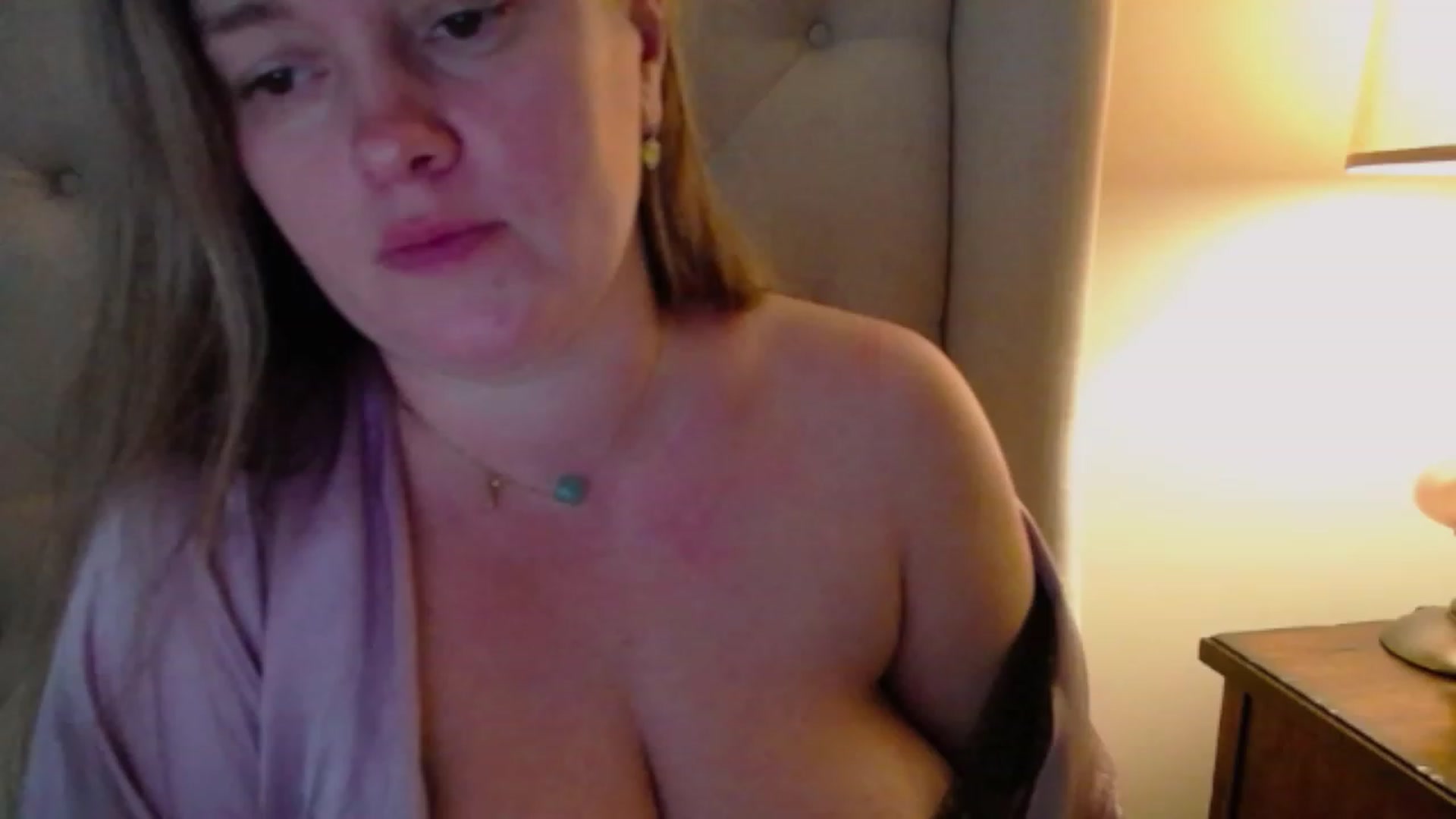 Gallery image thumbnail from J0llye's myfreecams stream on, 12/01/2023, 20:45 image 2 of 20