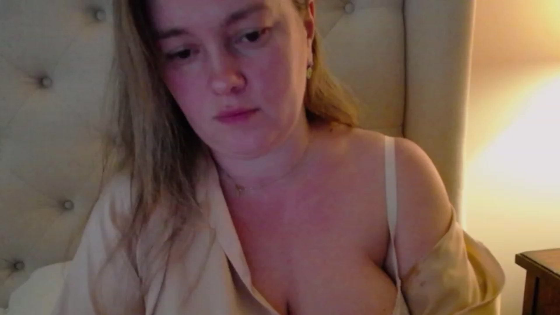 Gallery image thumbnail from J0llye's myfreecams stream on, 12/06/2023, 20:54 image 7 of 20
