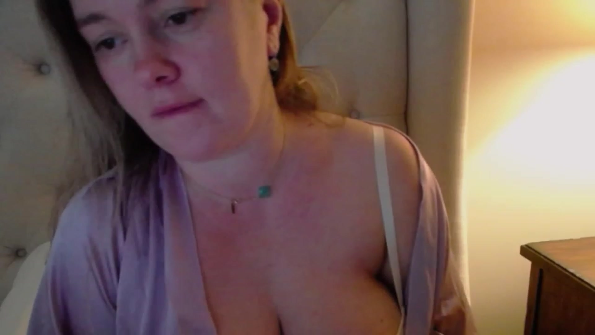 Gallery image thumbnail from J0llye's myfreecams stream on, 12/07/2023, 17:27 image 18 of 20
