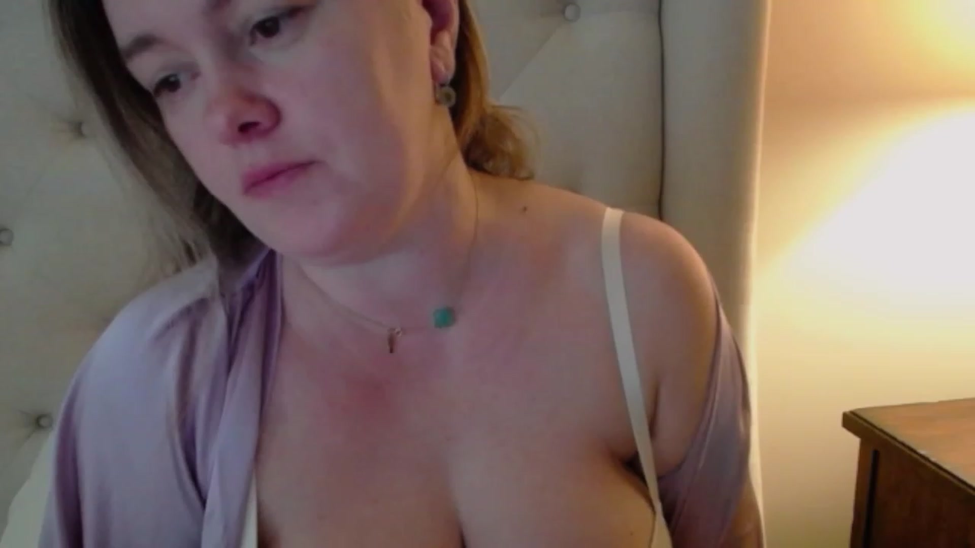 Gallery image thumbnail from J0llye's myfreecams stream on, 12/07/2023, 17:27 image 3 of 20