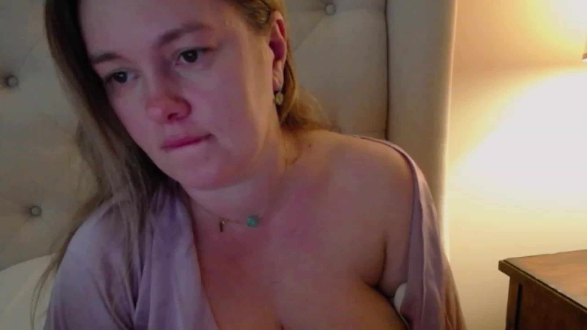 Gallery image thumbnail from J0llye's myfreecams stream on, 12/07/2023, 20:25 image 14 of 20
