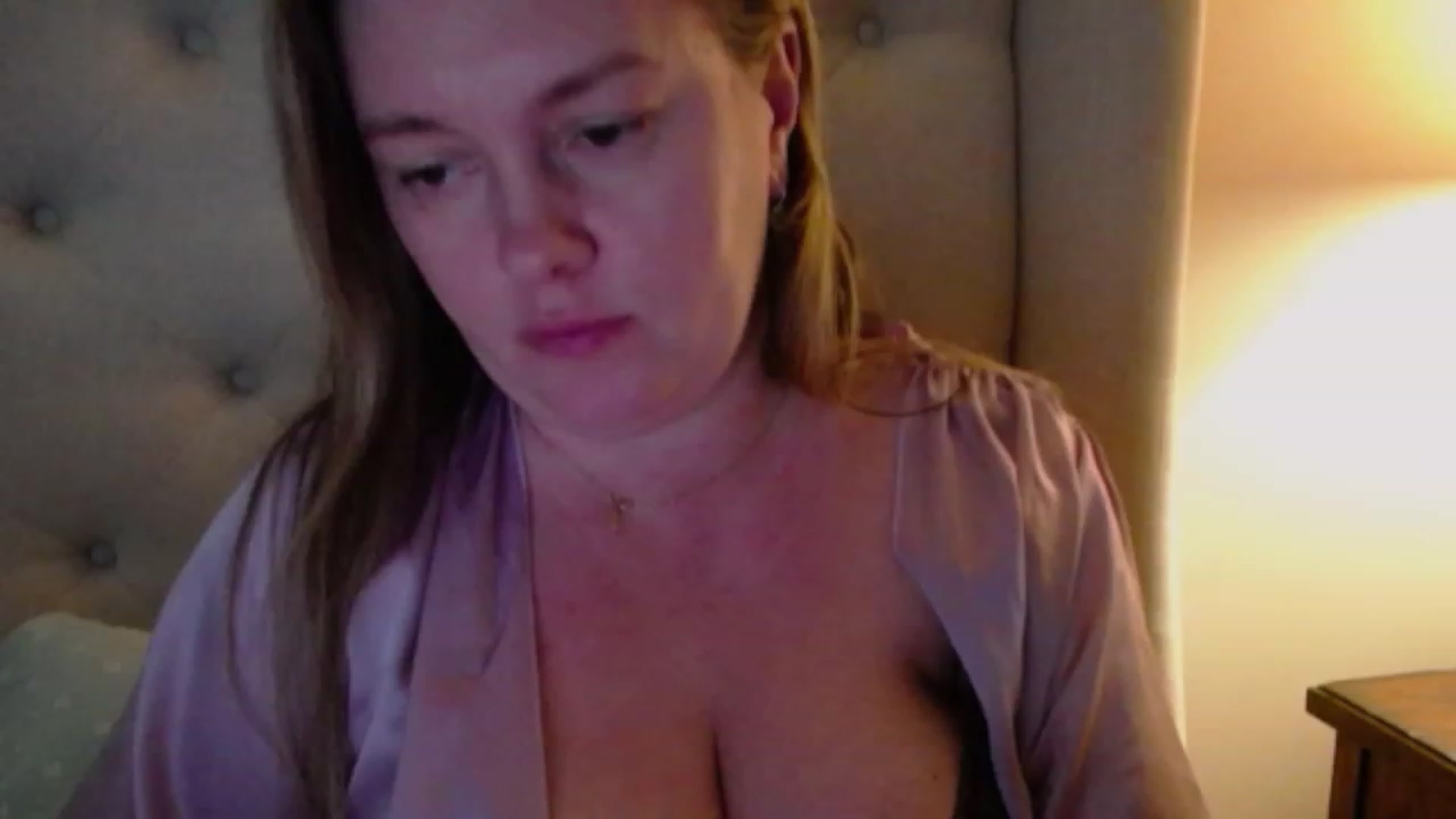 Gallery image thumbnail from J0llye's myfreecams stream on, 12/12/2023, 20:50 image 7 of 20