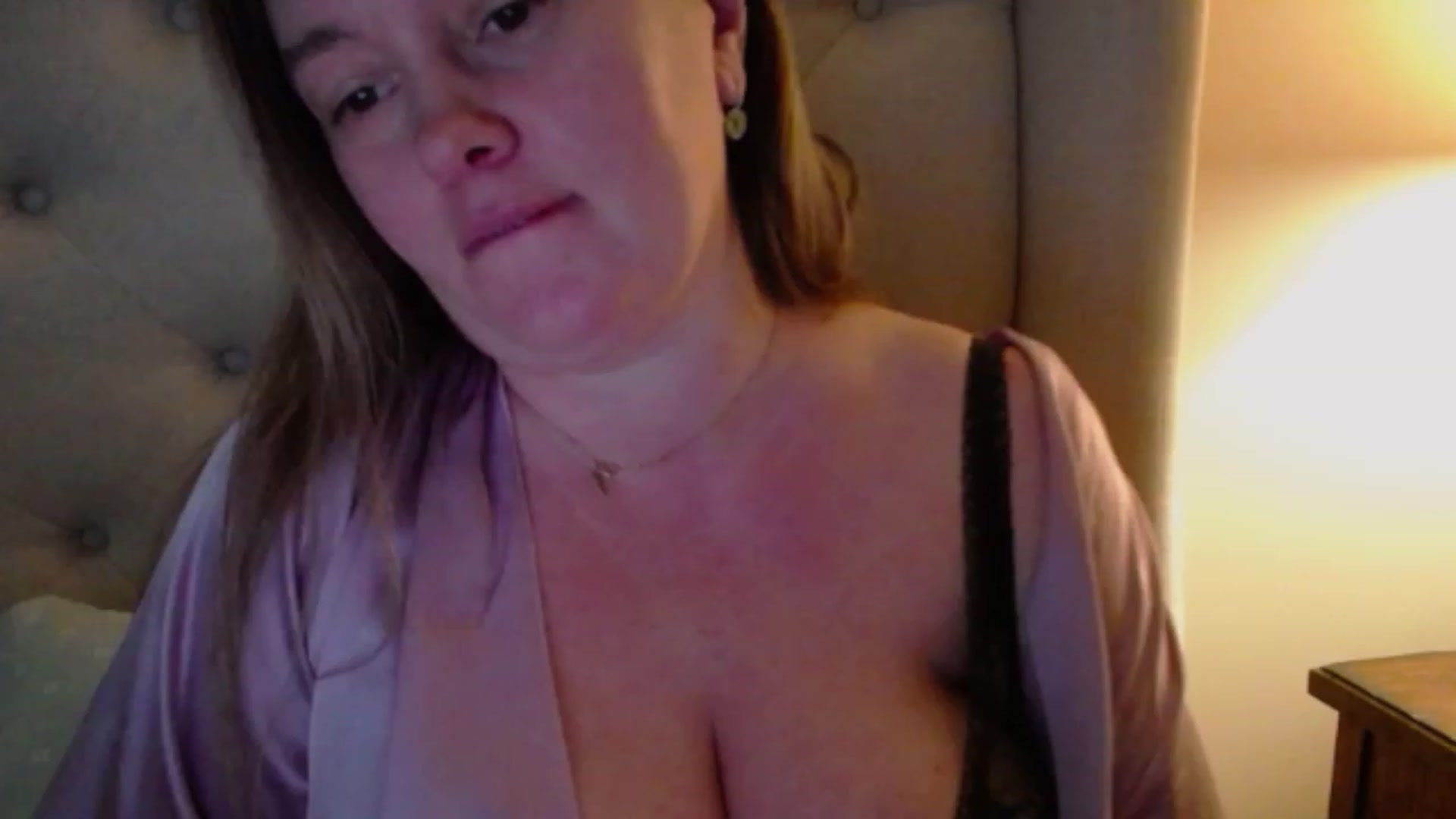 Gallery image thumbnail from J0llye's myfreecams stream on, 12/12/2023, 20:50 image 10 of 20