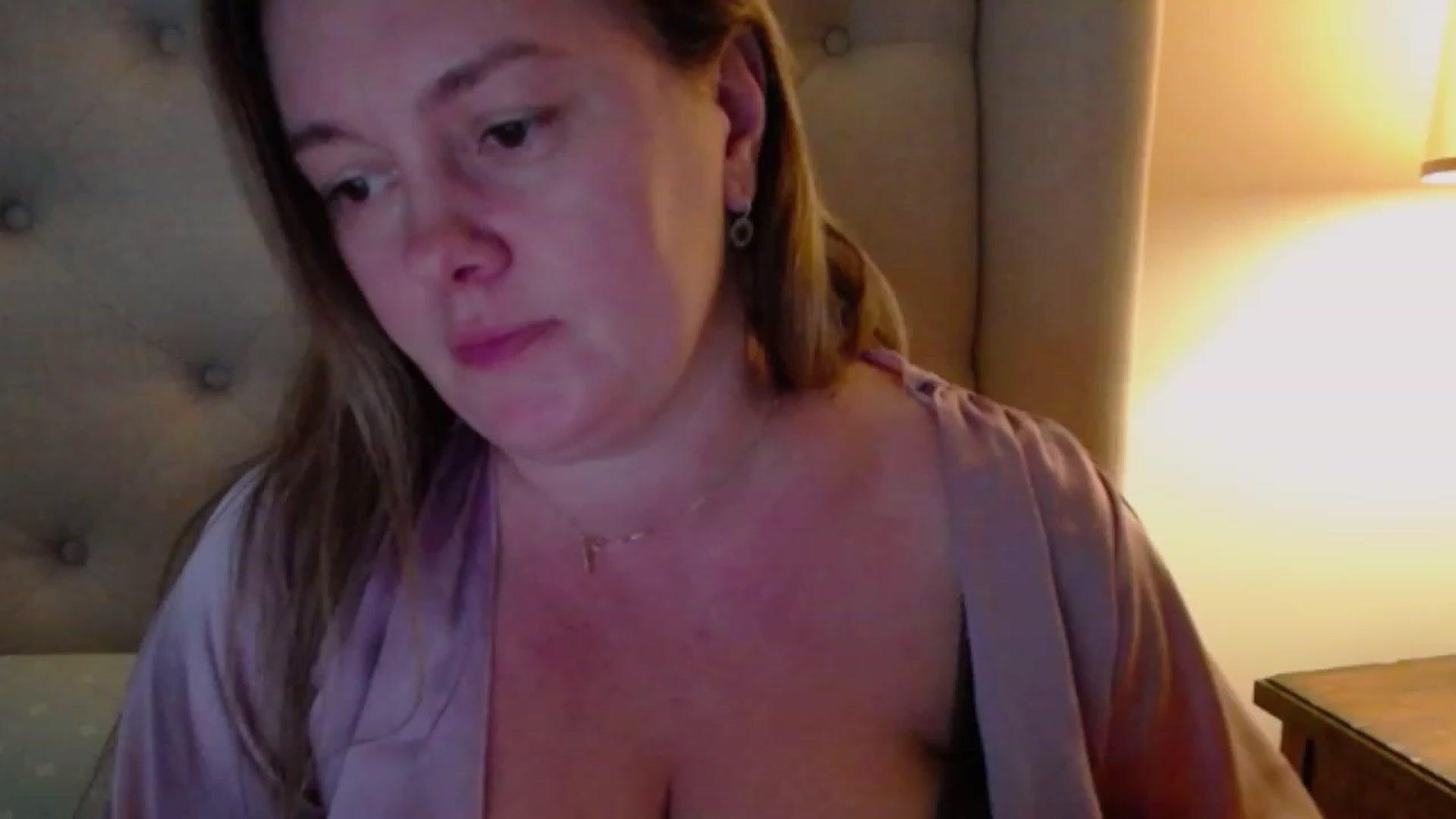 Gallery image thumbnail from J0llye's myfreecams stream on, 12/12/2023, 20:50 image 18 of 20