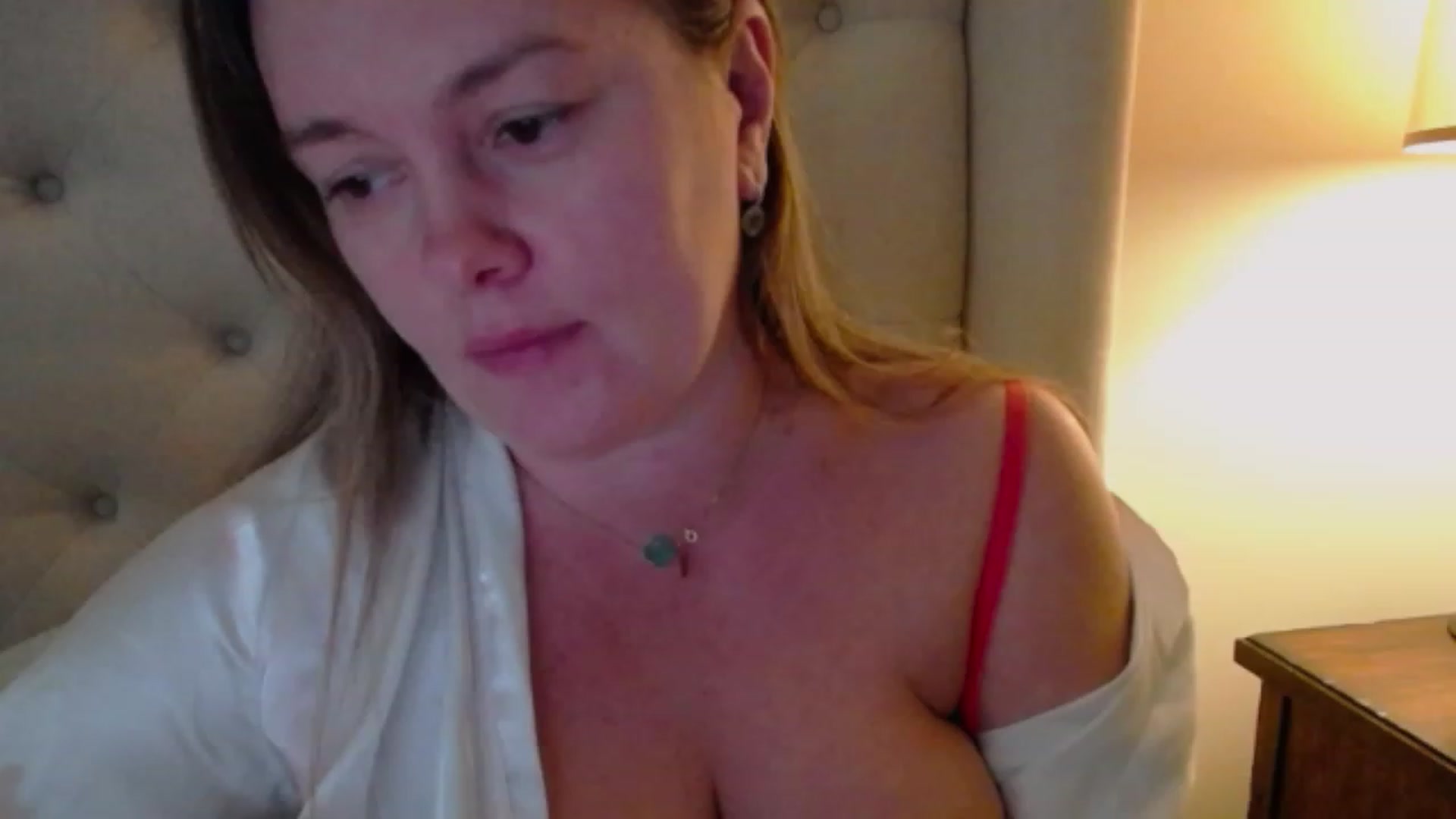 Gallery image thumbnail from J0llye's myfreecams stream on, 12/14/2023, 20:12 image 11 of 20