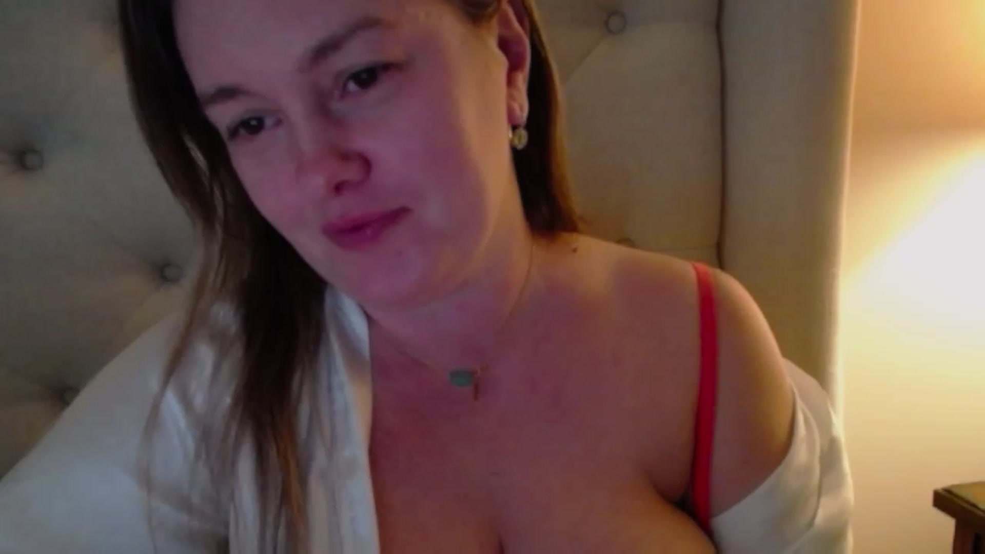 Gallery image thumbnail from J0llye's myfreecams stream on, 12/14/2023, 20:45 image 2 of 20