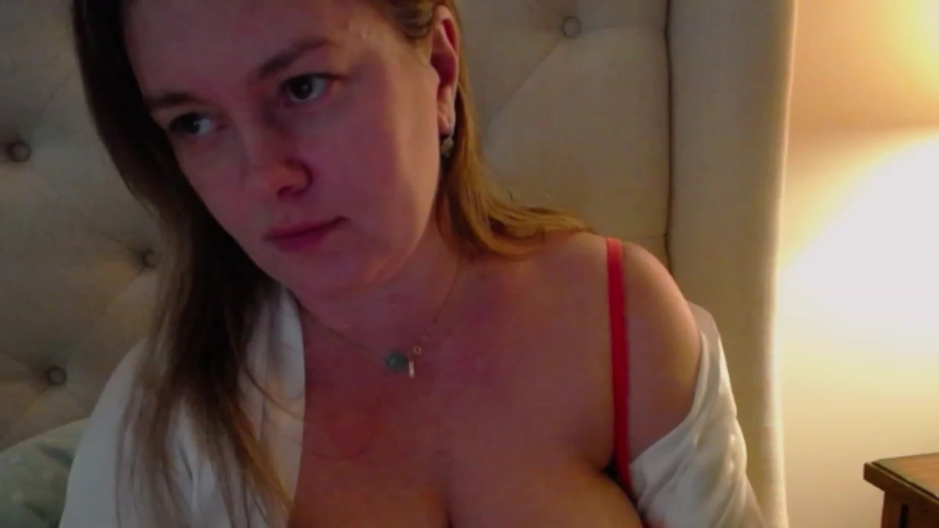 Gallery image thumbnail from J0llye's myfreecams stream on, 12/14/2023, 20:45 image 4 of 20