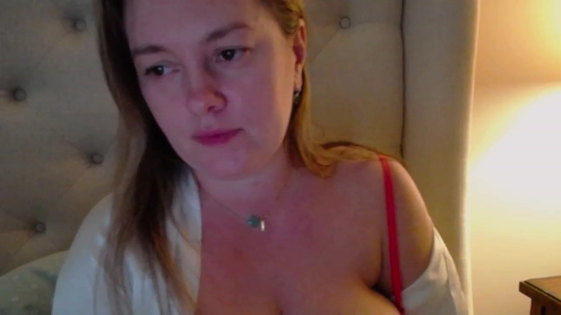 Gallery image thumbnail from J0llye's myfreecams stream on, 12/14/2023, 20:45 image 7 of 20