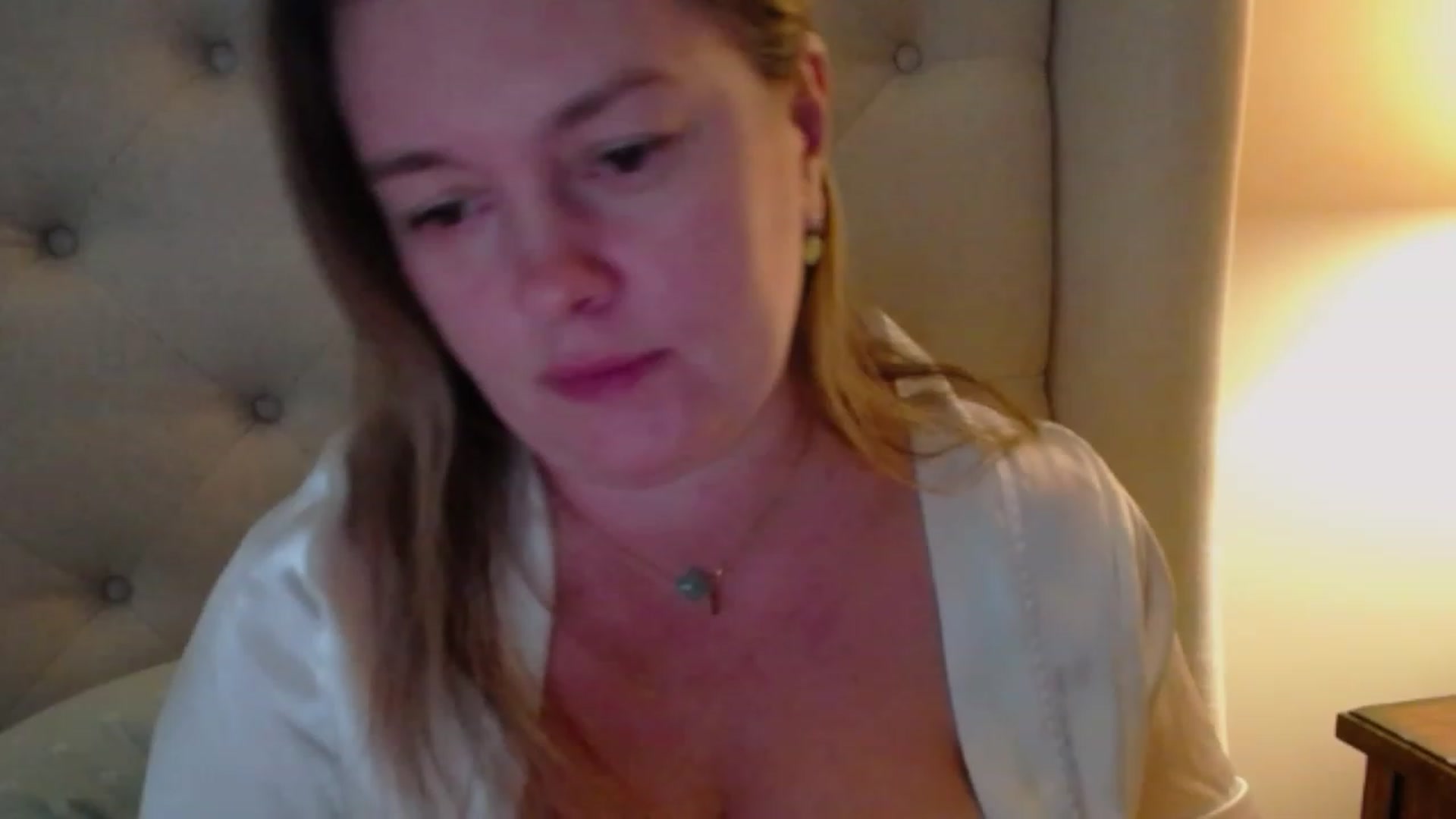 Gallery image thumbnail from J0llye's myfreecams stream on, 12/14/2023, 20:45 image 17 of 20