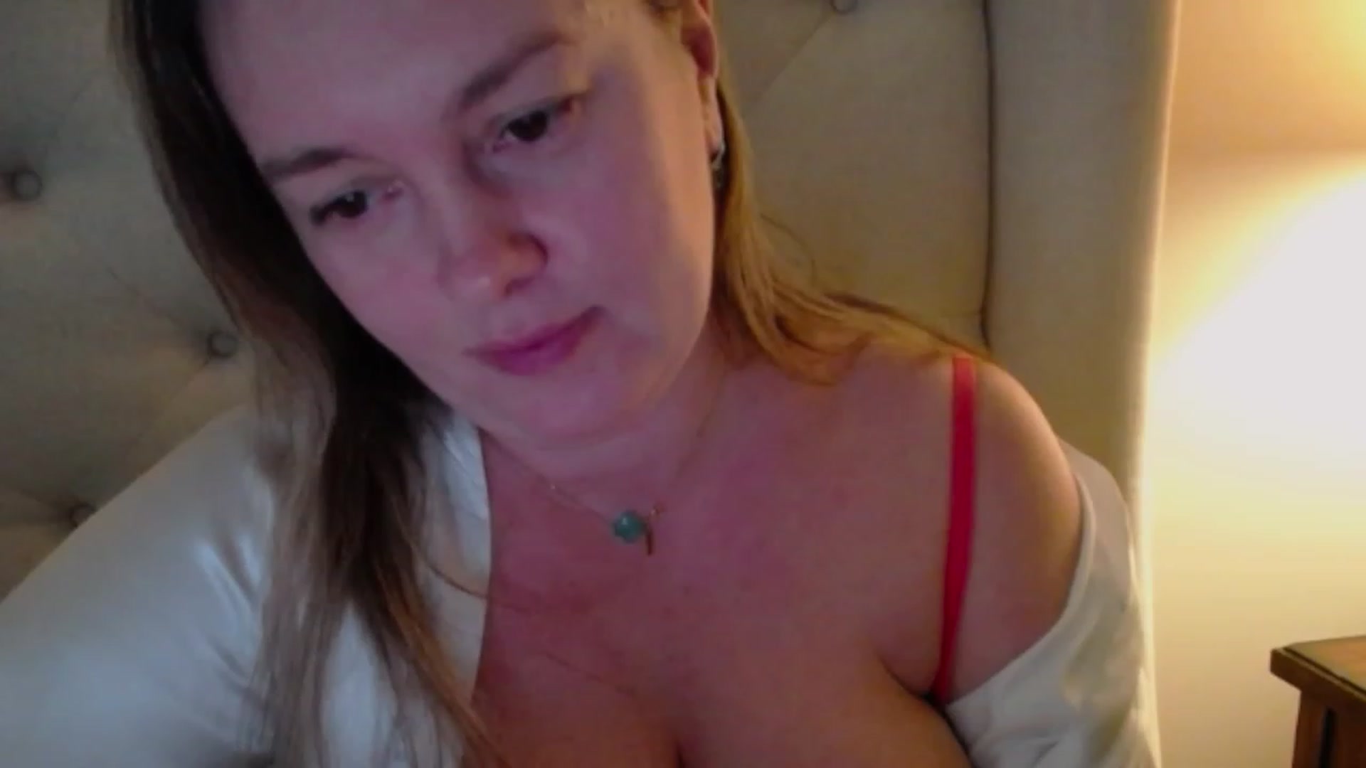 Gallery image thumbnail from J0llye's myfreecams stream on, 12/14/2023, 20:45 image 6 of 20