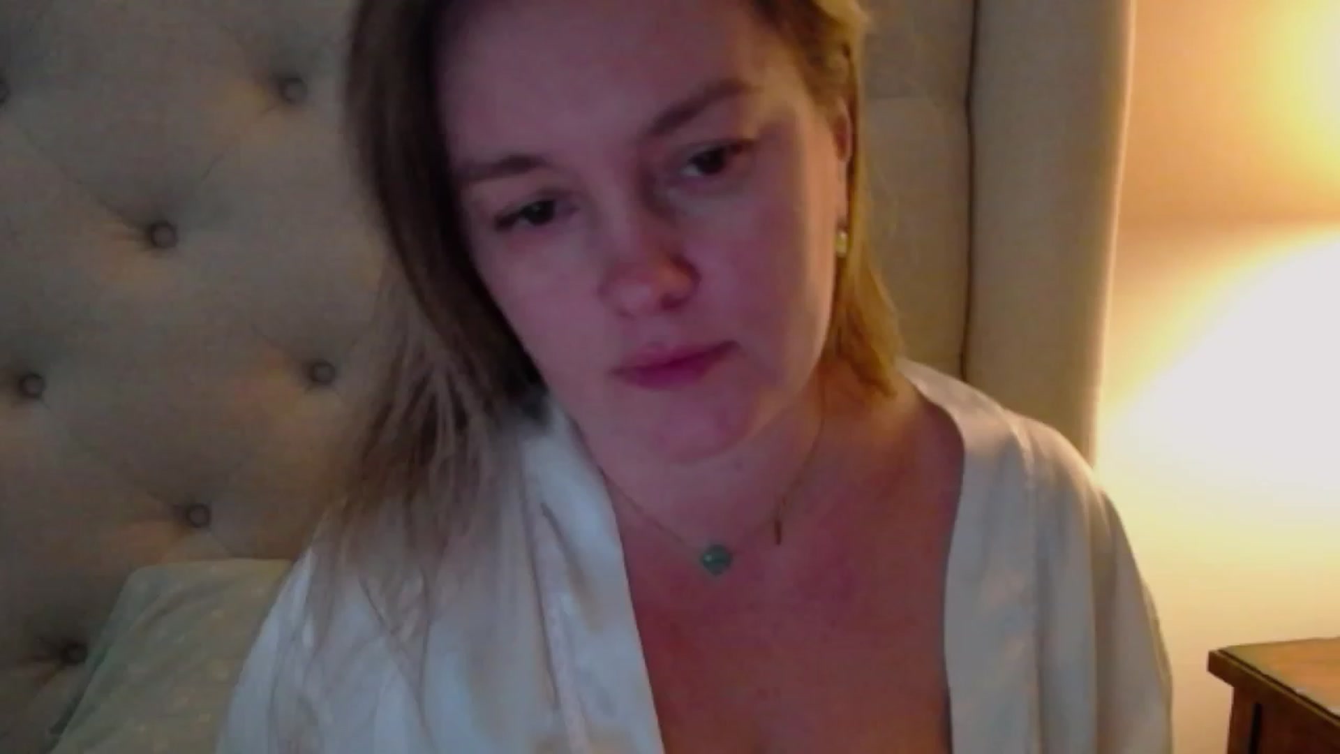 Gallery image thumbnail from J0llye's myfreecams stream on, 12/15/2023, 20:20 image 1 of 20