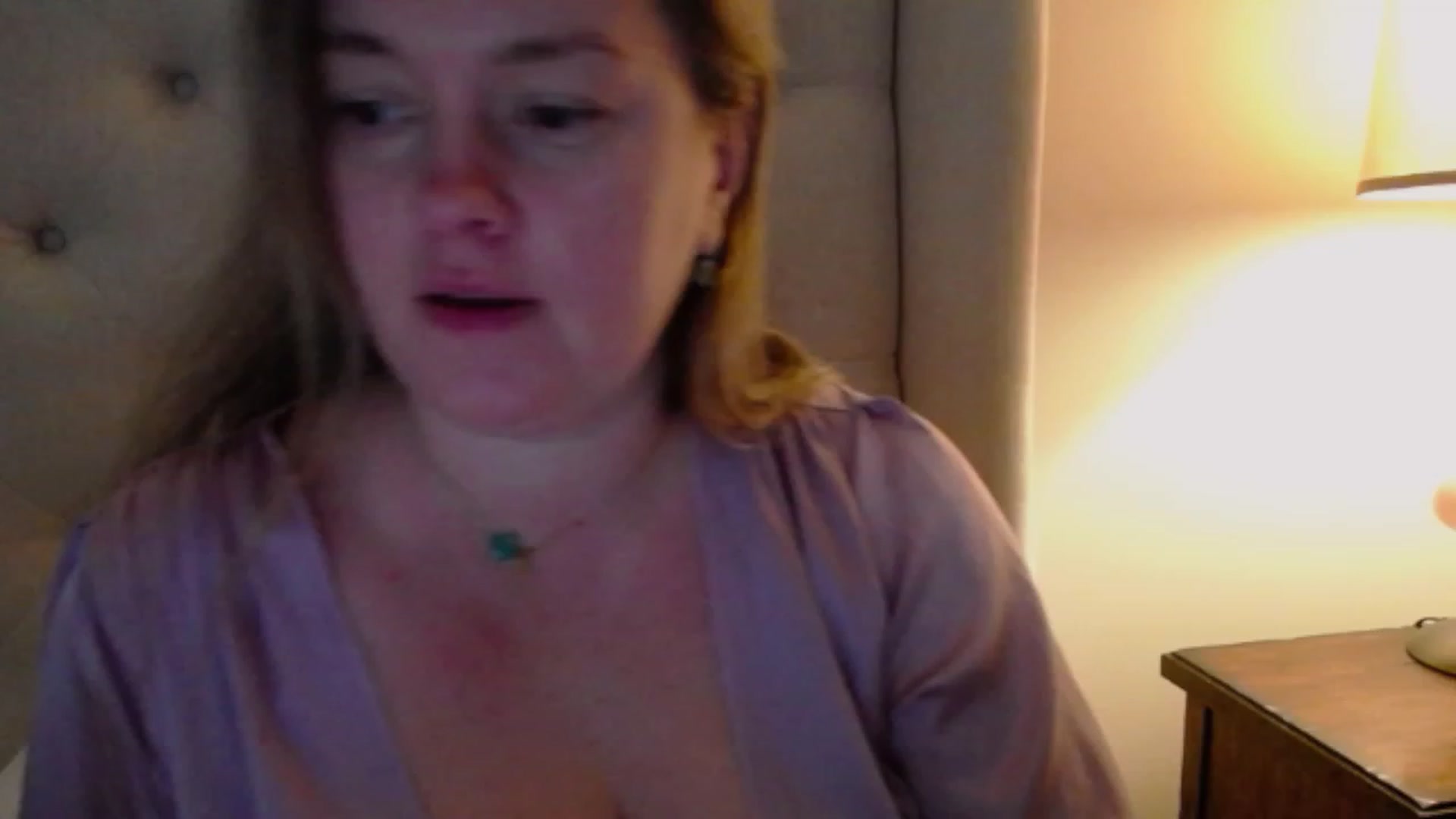 Gallery image thumbnail from J0llye's myfreecams stream on, 12/19/2023, 20:43 image 3 of 20