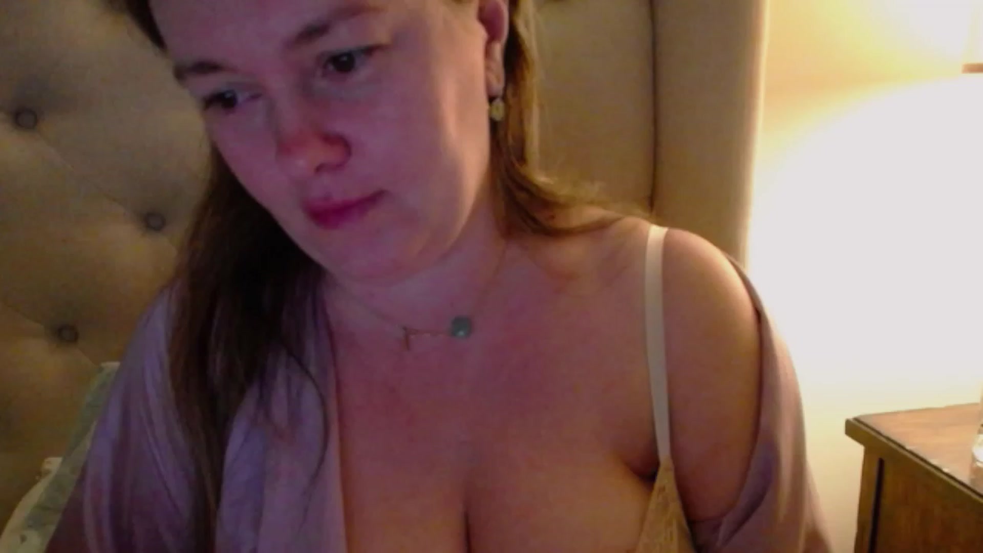 Gallery image thumbnail from J0llye's myfreecams stream on, 12/30/2023, 04:58 image 12 of 20