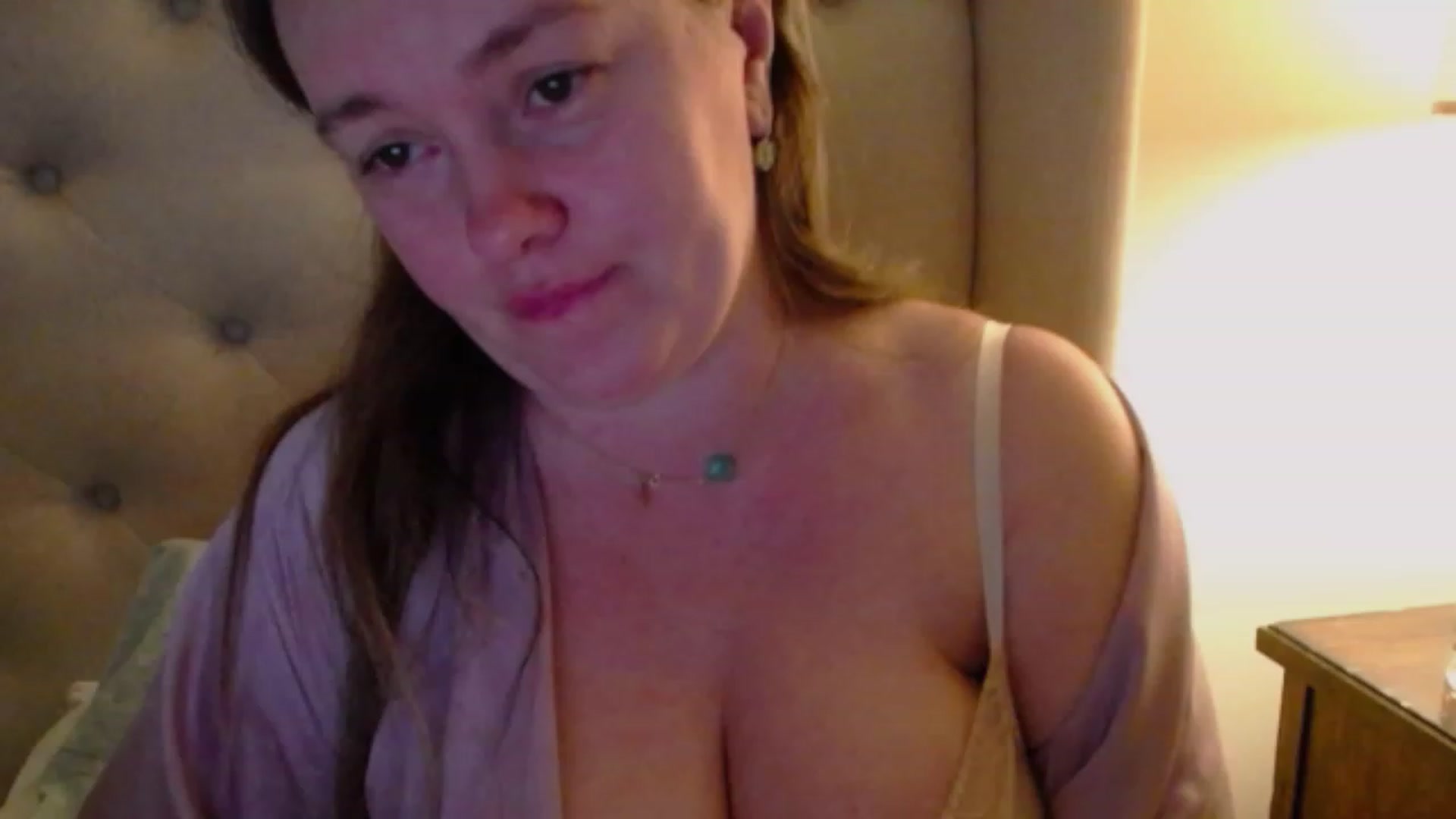 Gallery image thumbnail from J0llye's myfreecams stream on, 12/30/2023, 04:58 image 5 of 20