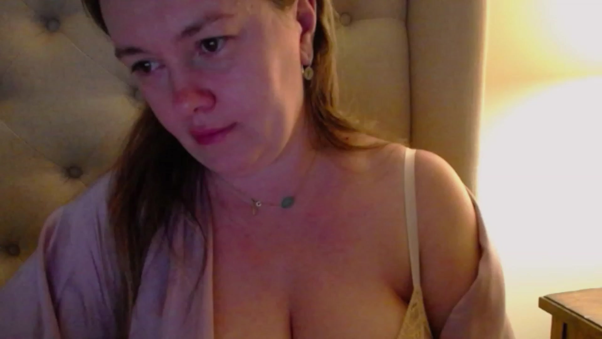 Gallery image thumbnail from J0llye's myfreecams stream on, 12/30/2023, 04:58 image 13 of 20
